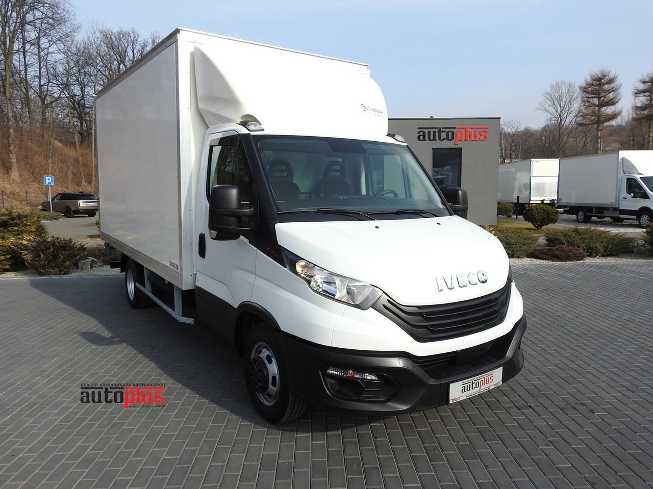 IVECO DAILY 35C16 BOX LIFT 8 PALLETS CRUISE CONTROL TWIN WHEELS AIR CONDITIONING  160HP - Koelwagen: afbeelding 1 IVECO DAILY 35C16 BOX LIFT 8 PALLETS CRUISE CONTROL TWIN WHEELS AIR CONDITIONING  160HP - Koelwagen: afbeelding 1
