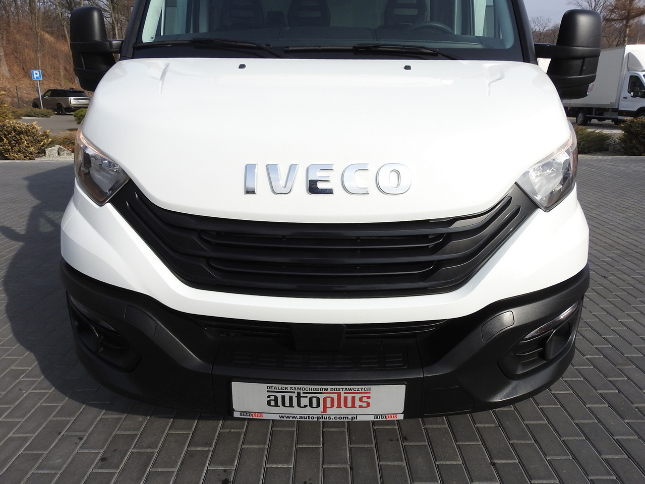 Bestelwagen gesloten laadbak IVECO DAILY 35C16 BOX LIFT 8 PALLETS CRUISE CONTROL TWIN WHEELS AIR CONDITIONING 160HP: afbeelding 14 Bestelwagen gesloten laadbak IVECO DAILY 35C16 BOX LIFT 8 PALLETS CRUISE CONTROL TWIN WHEELS AIR CONDITIONING 160HP: afbeelding 14