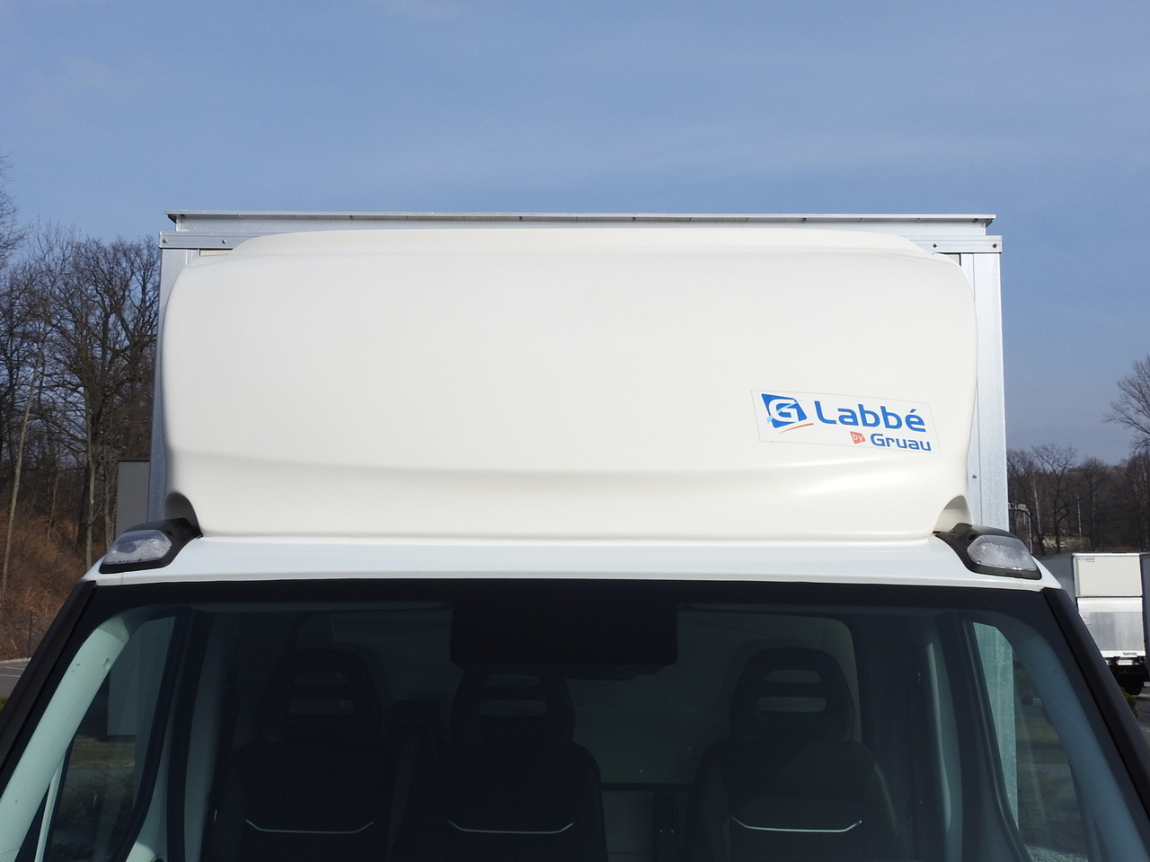 Bestelwagen gesloten laadbak IVECO DAILY 35C16 BOX LIFT 8 PALLETS CRUISE CONTROL TWIN WHEELS AIR CONDITIONING 160HP: afbeelding 15 Bestelwagen gesloten laadbak IVECO DAILY 35C16 BOX LIFT 8 PALLETS CRUISE CONTROL TWIN WHEELS AIR CONDITIONING 160HP: afbeelding 15