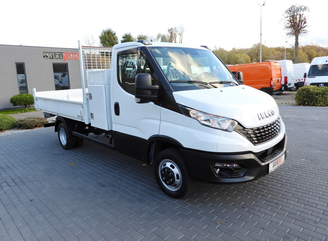 IVECO DAILY 35C16 TIPPER CRUISE CONTROL TWIN WHEELS AIR CONDITIONING 160HP - Kipper bestelwagen: afbeelding 4 IVECO DAILY 35C16 TIPPER CRUISE CONTROL TWIN WHEELS AIR CONDITIONING 160HP - Kipper bestelwagen: afbeelding 4