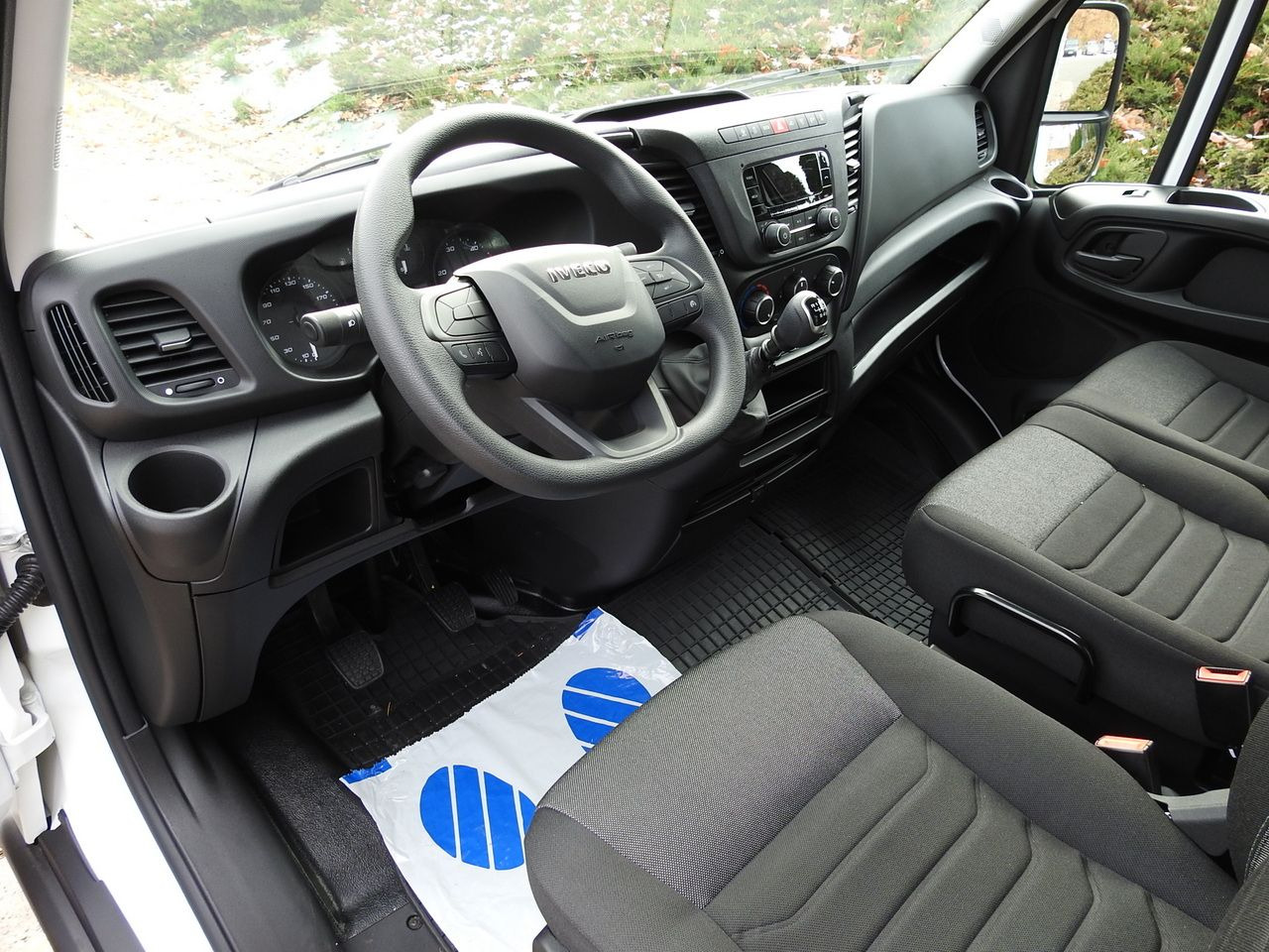 IVECO DAILY 35S16 NEW TARPAULIN LIFT 8 PALLETS CRUISE CONTROL AIR CONDITIONING 160HP - Schuifzeilen bestelwagen: afbeelding 2 IVECO DAILY 35S16 NEW TARPAULIN LIFT 8 PALLETS CRUISE CONTROL AIR CONDITIONING 160HP - Schuifzeilen bestelwagen: afbeelding 2