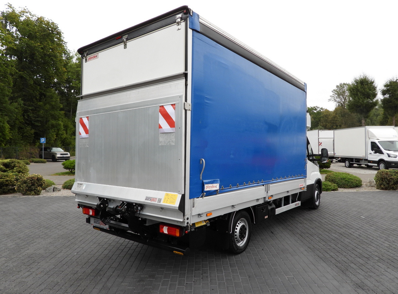 IVECO DAILY 35S18 TARPAULIN LIFT 8 PALLETS WEBASTO CRUISE CONTROL LED LIGHTS AIR CONDITIONING 180HP - Schuifzeilen bestelwagen: afbeelding 3 IVECO DAILY 35S18 TARPAULIN LIFT 8 PALLETS WEBASTO CRUISE CONTROL LED LIGHTS AIR CONDITIONING 180HP - Schuifzeilen bestelwagen: afbeelding 3