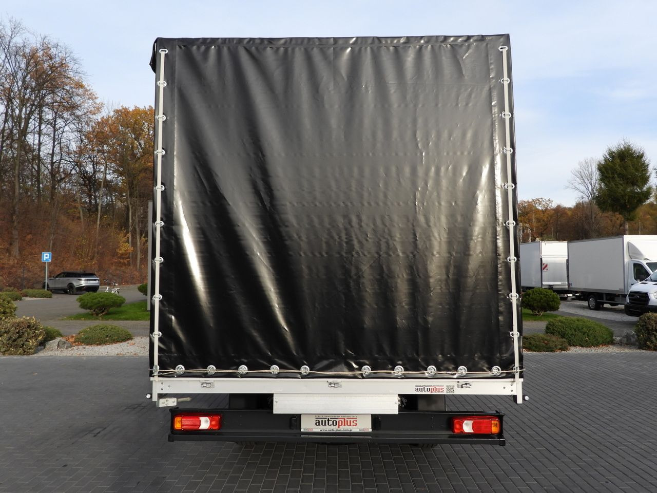 Schuifzeilen bestelwagen IVECO DAILY 35S21 TARPAULIN 10 PALLETS WEBASTO CRUISE CONTROL NAVIGATION LED LIGHTS AUTOMATIC TRANSMISSION HI-MATIC AIR CONDITIONING  210HP: afbeelding 11