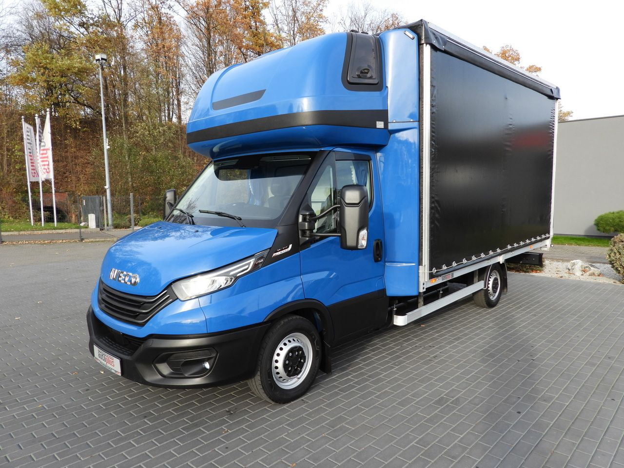 Schuifzeilen bestelwagen IVECO DAILY 35S21 TARPAULIN 10 PALLETS WEBASTO CRUISE CONTROL NAVIGATION LED LIGHTS AUTOMATIC TRANSMISSION HI-MATIC AIR CONDITIONING  210HP: afbeelding 6