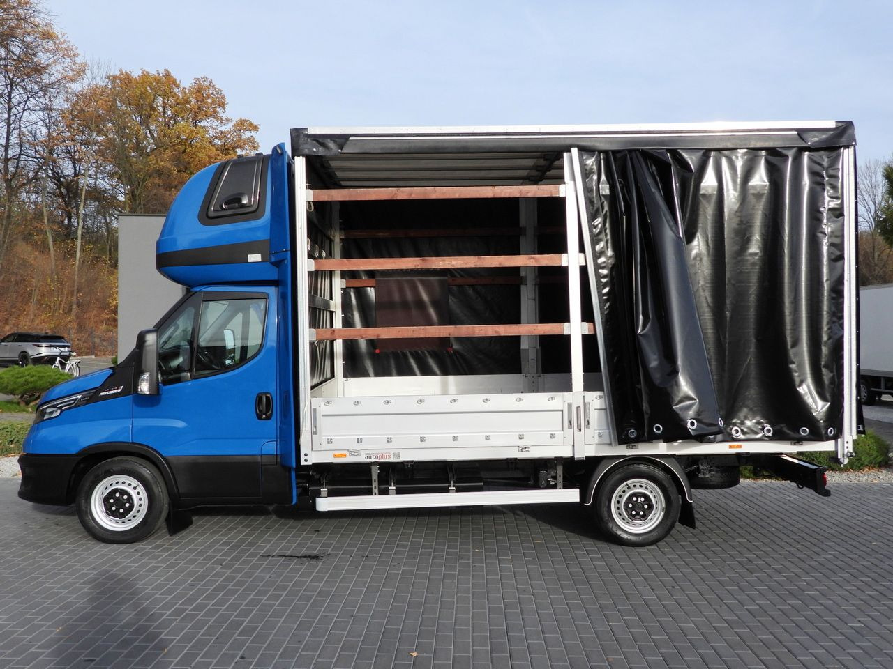 Schuifzeilen bestelwagen IVECO DAILY 35S21 TARPAULIN 10 PALLETS WEBASTO CRUISE CONTROL NAVIGATION LED LIGHTS AUTOMATIC TRANSMISSION HI-MATIC AIR CONDITIONING  210HP: afbeelding 8