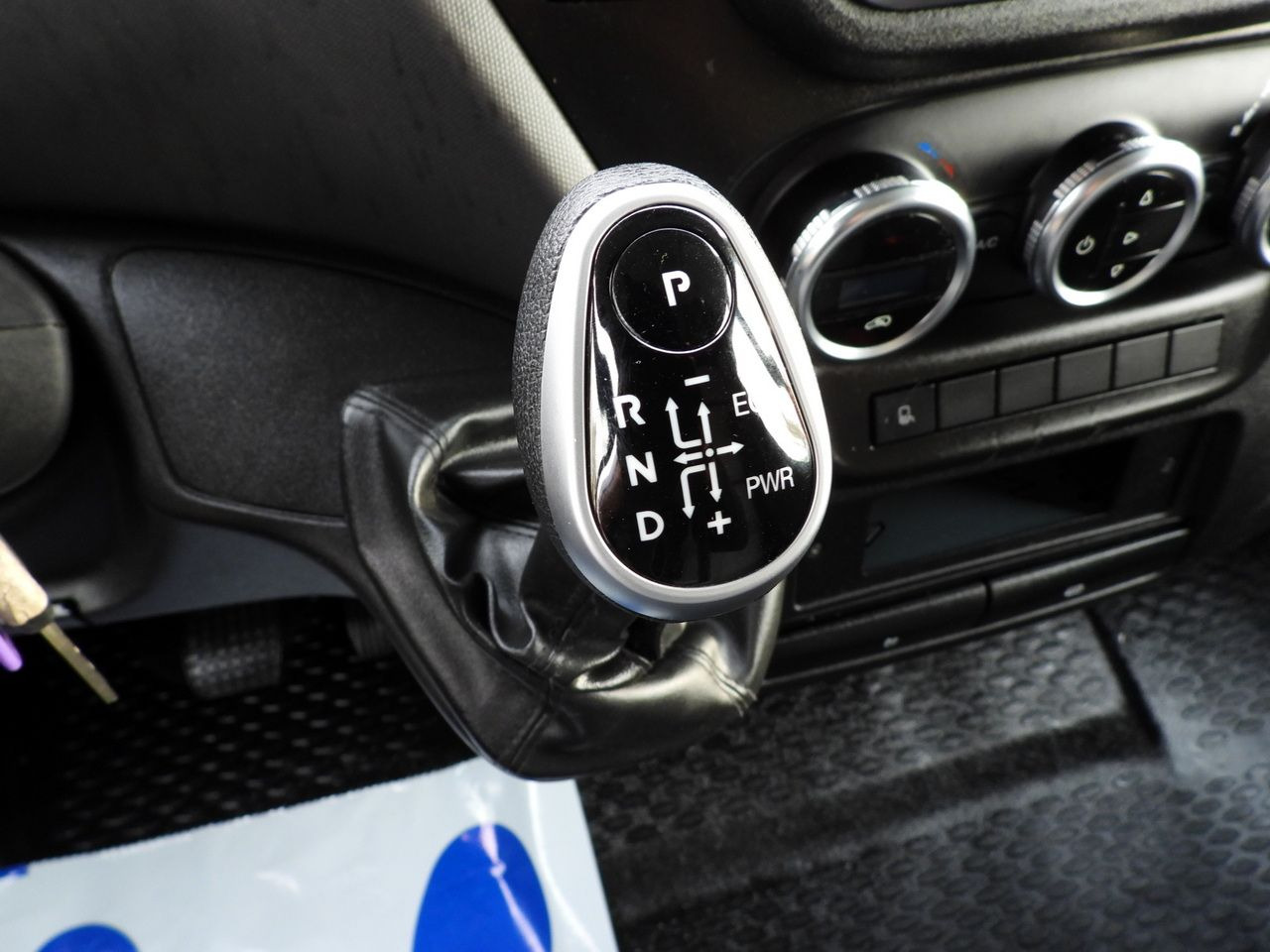 Schuifzeilen bestelwagen IVECO DAILY 35S21 TARPAULIN 10 PALLETS WEBASTO CRUISE CONTROL NAVIGATION LED LIGHTS AUTOMATIC TRANSMISSION HI-MATIC AIR CONDITIONING  210HP: afbeelding 42