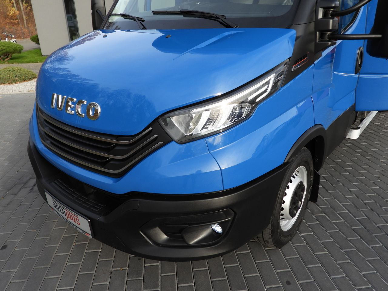 Schuifzeilen bestelwagen IVECO DAILY 35S21 TARPAULIN 10 PALLETS WEBASTO CRUISE CONTROL NAVIGATION LED LIGHTS AUTOMATIC TRANSMISSION HI-MATIC AIR CONDITIONING  210HP: afbeelding 19