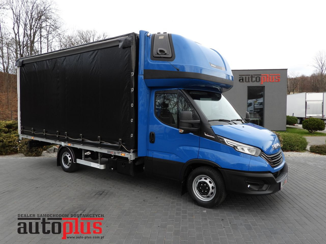 IVECO DAILY 35S21 TARPAULIN 10 PALLETS WEBASTO CRUISE CONTROL NAVIGATION LED LIGHTS AUTOMATIC TRANSMISSION HI-MATIC AIR CONDITIONING 210HP - Schuifzeilen bestelwagen: afbeelding 1 IVECO DAILY 35S21 TARPAULIN 10 PALLETS WEBASTO CRUISE CONTROL NAVIGATION LED LIGHTS AUTOMATIC TRANSMISSION HI-MATIC AIR CONDITIONING 210HP - Schuifzeilen bestelwagen: afbeelding 1