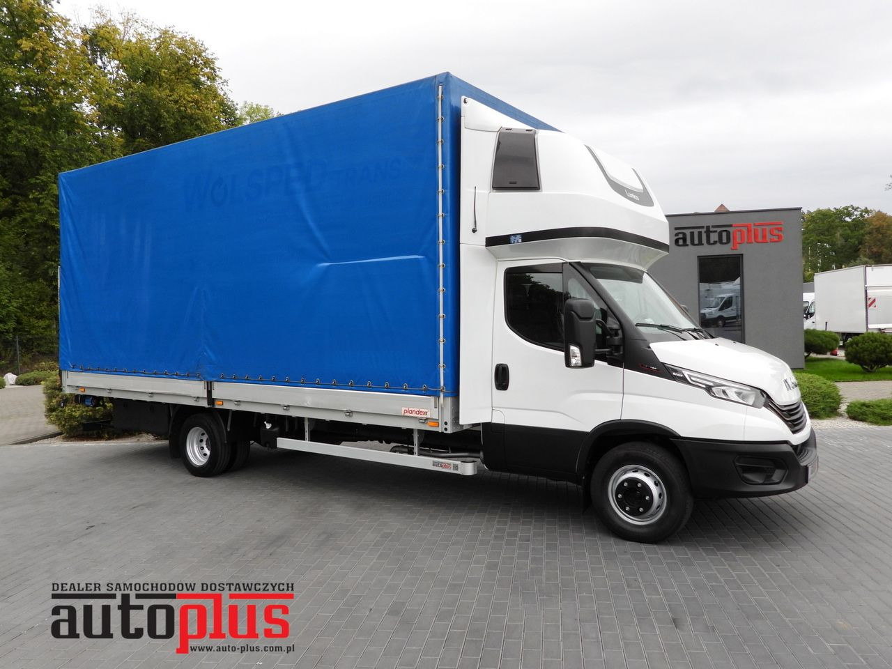 IVECO DAILY 72C18 TARPAULIN LIFT 14 PALLETS WEBASTO CRUISE CONTROL LED LIGHTS TWIN WHEELS AIR CONDITIONING 180HP - Schuifzeilen bestelwagen: afbeelding 1 IVECO DAILY 72C18 TARPAULIN LIFT 14 PALLETS WEBASTO CRUISE CONTROL LED LIGHTS TWIN WHEELS AIR CONDITIONING 180HP - Schuifzeilen bestelwagen: afbeelding 1