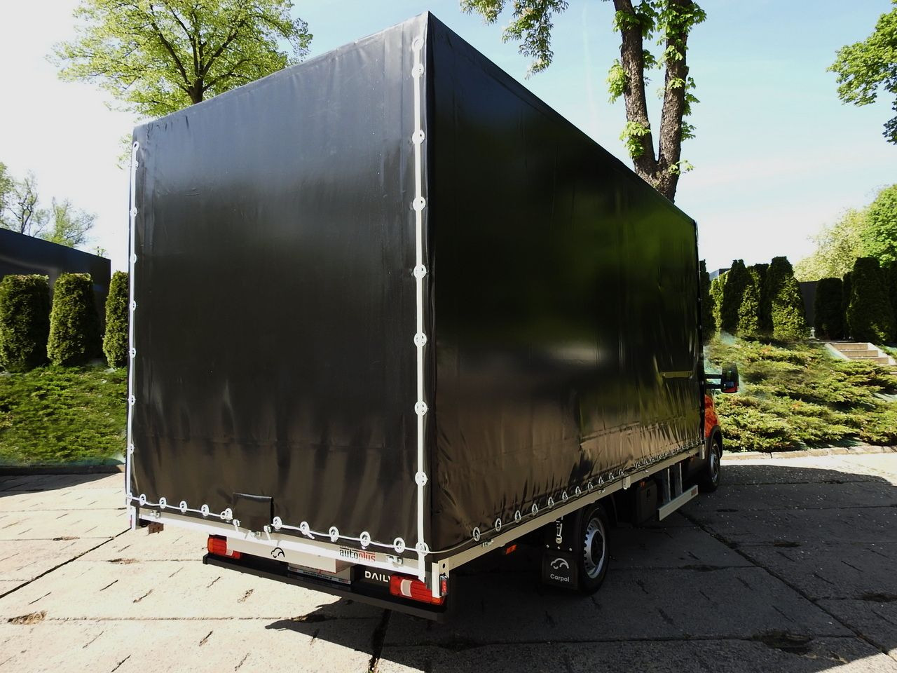 IVECO DAILY NEW TARPAULIN 10 PALLETS WEBASTO CRUISE CONTROL NAVIGATION AIR CONDITIONING LED LIGHTS  180HP - Schuifzeilen bestelwagen: afbeelding 3 IVECO DAILY NEW TARPAULIN 10 PALLETS WEBASTO CRUISE CONTROL NAVIGATION AIR CONDITIONING LED LIGHTS  180HP - Schuifzeilen bestelwagen: afbeelding 3