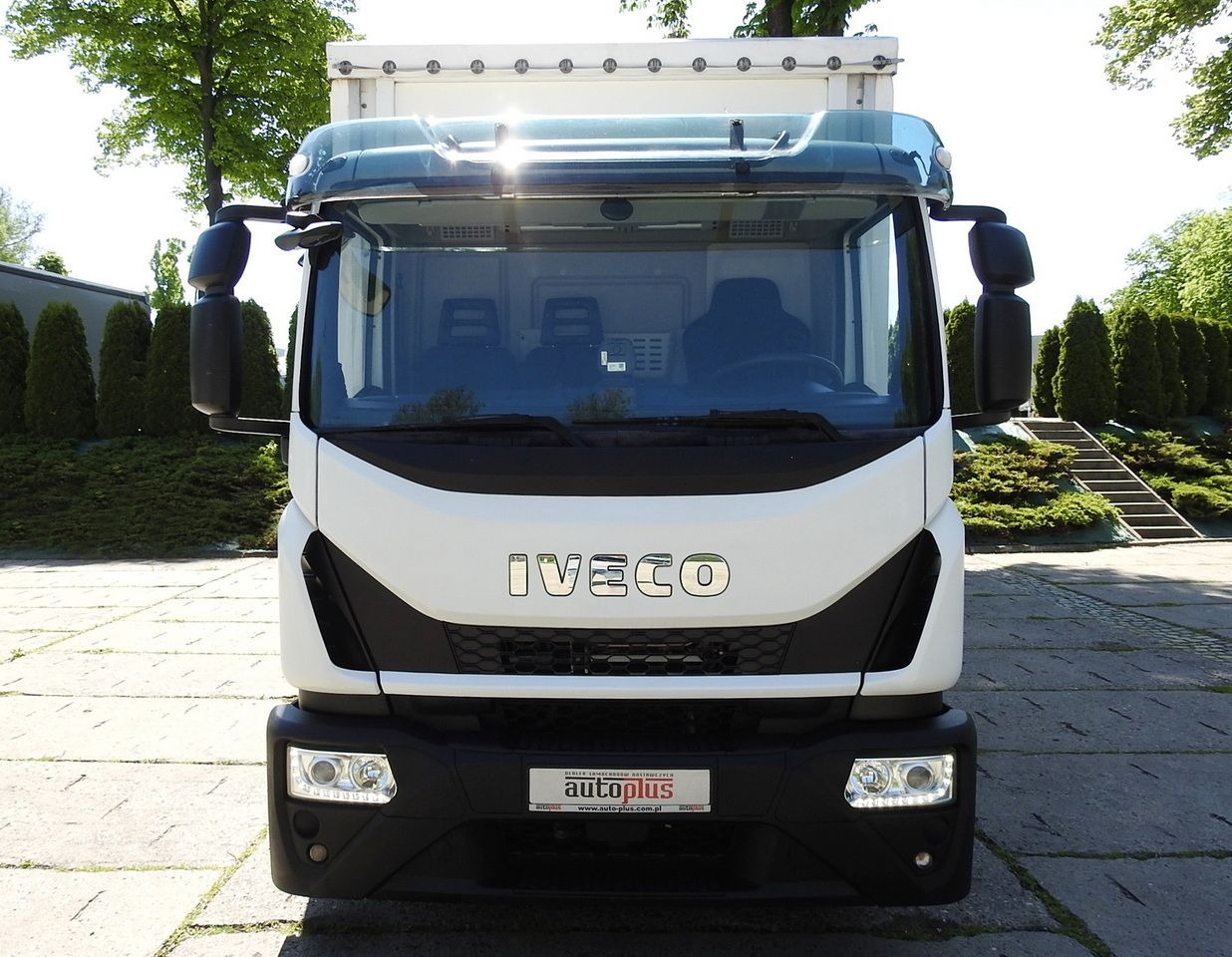 IVECO EUROCARGO 120 - 220 TARPAULIN LIFT 20 PALLETS LED LIGHTS AUTOMATIC TRANSMISSION HI-MATIC TWIN WHEELS AIR CONDITIONING 220HP - Schuifzeilen vrachtwagen: afbeelding 5 IVECO EUROCARGO 120 - 220 TARPAULIN LIFT 20 PALLETS LED LIGHTS AUTOMATIC TRANSMISSION HI-MATIC TWIN WHEELS AIR CONDITIONING 220HP - Schuifzeilen vrachtwagen: afbeelding 5
