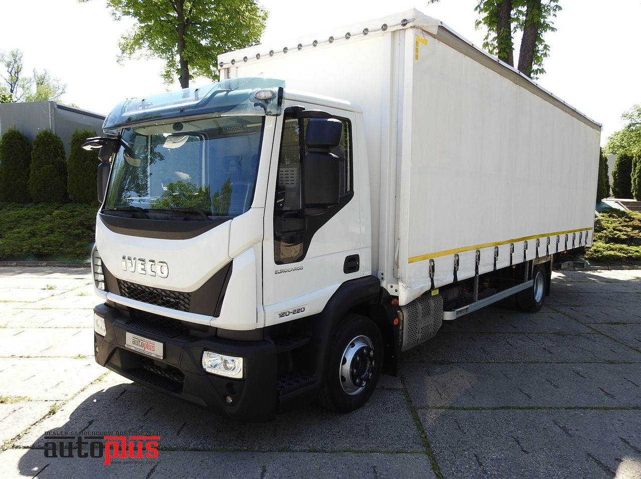 IVECO EUROCARGO 120 - 220 TARPAULIN LIFT 20 PALLETS LED LIGHTS AUTOMATIC TRANSMISSION HI-MATIC TWIN WHEELS AIR CONDITIONING 220HP - Schuifzeilen vrachtwagen: afbeelding 1 IVECO EUROCARGO 120 - 220 TARPAULIN LIFT 20 PALLETS LED LIGHTS AUTOMATIC TRANSMISSION HI-MATIC TWIN WHEELS AIR CONDITIONING 220HP - Schuifzeilen vrachtwagen: afbeelding 1