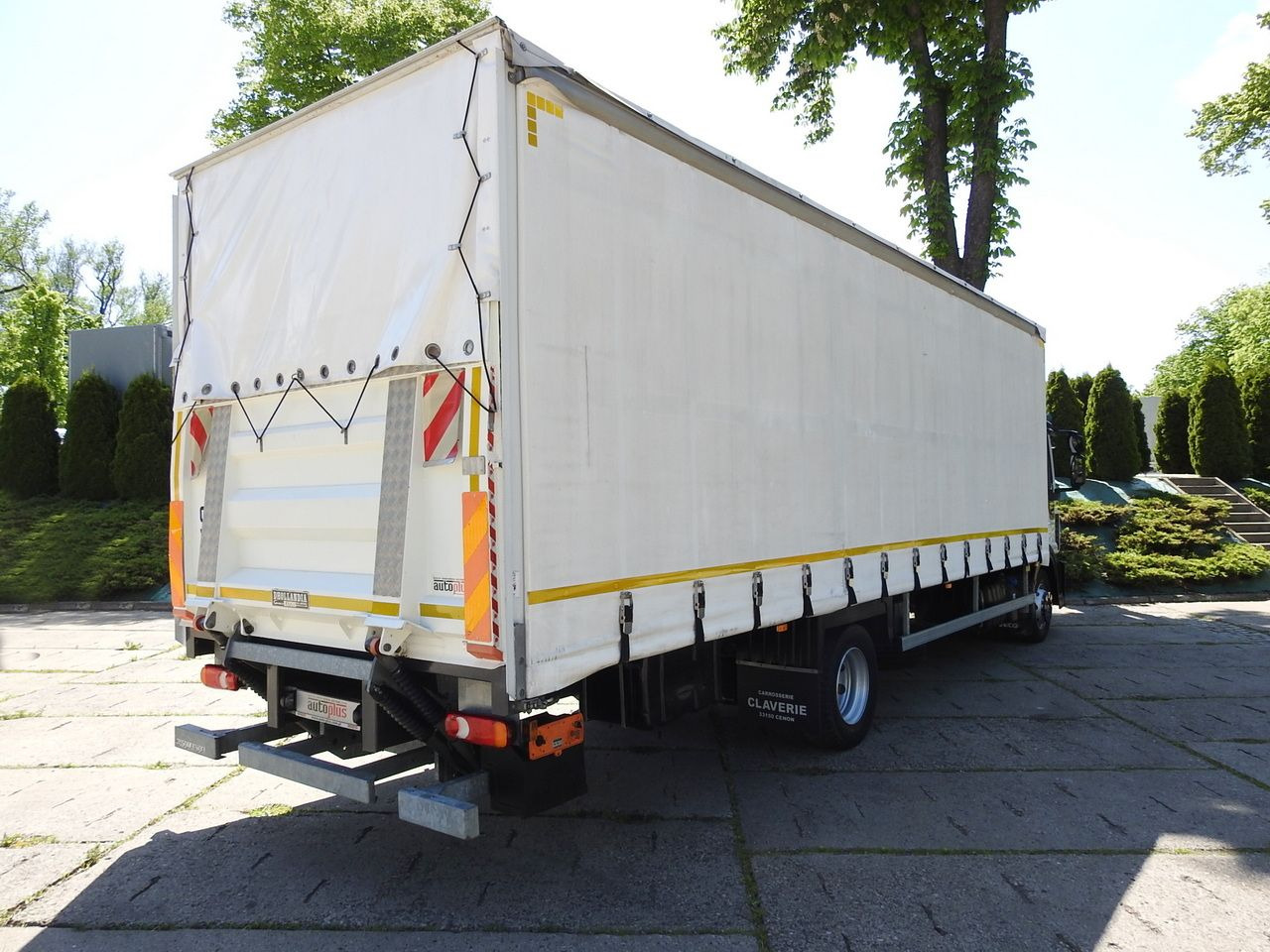 IVECO EUROCARGO 120 - 220 TARPAULIN LIFT 20 PALLETS LED LIGHTS AUTOMATIC TRANSMISSION HI-MATIC TWIN WHEELS AIR CONDITIONING 220HP - Schuifzeilen vrachtwagen: afbeelding 3 IVECO EUROCARGO 120 - 220 TARPAULIN LIFT 20 PALLETS LED LIGHTS AUTOMATIC TRANSMISSION HI-MATIC TWIN WHEELS AIR CONDITIONING 220HP - Schuifzeilen vrachtwagen: afbeelding 3