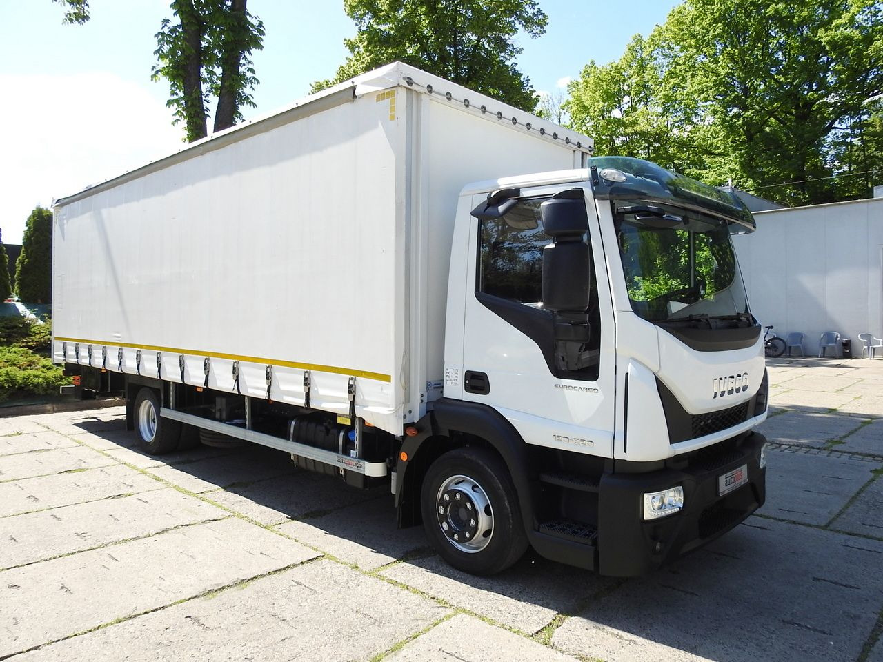 IVECO EUROCARGO 120 - 220 TARPAULIN LIFT 20 PALLETS LED LIGHTS AUTOMATIC TRANSMISSION HI-MATIC TWIN WHEELS AIR CONDITIONING 220HP - Schuifzeilen vrachtwagen: afbeelding 4 IVECO EUROCARGO 120 - 220 TARPAULIN LIFT 20 PALLETS LED LIGHTS AUTOMATIC TRANSMISSION HI-MATIC TWIN WHEELS AIR CONDITIONING 220HP - Schuifzeilen vrachtwagen: afbeelding 4