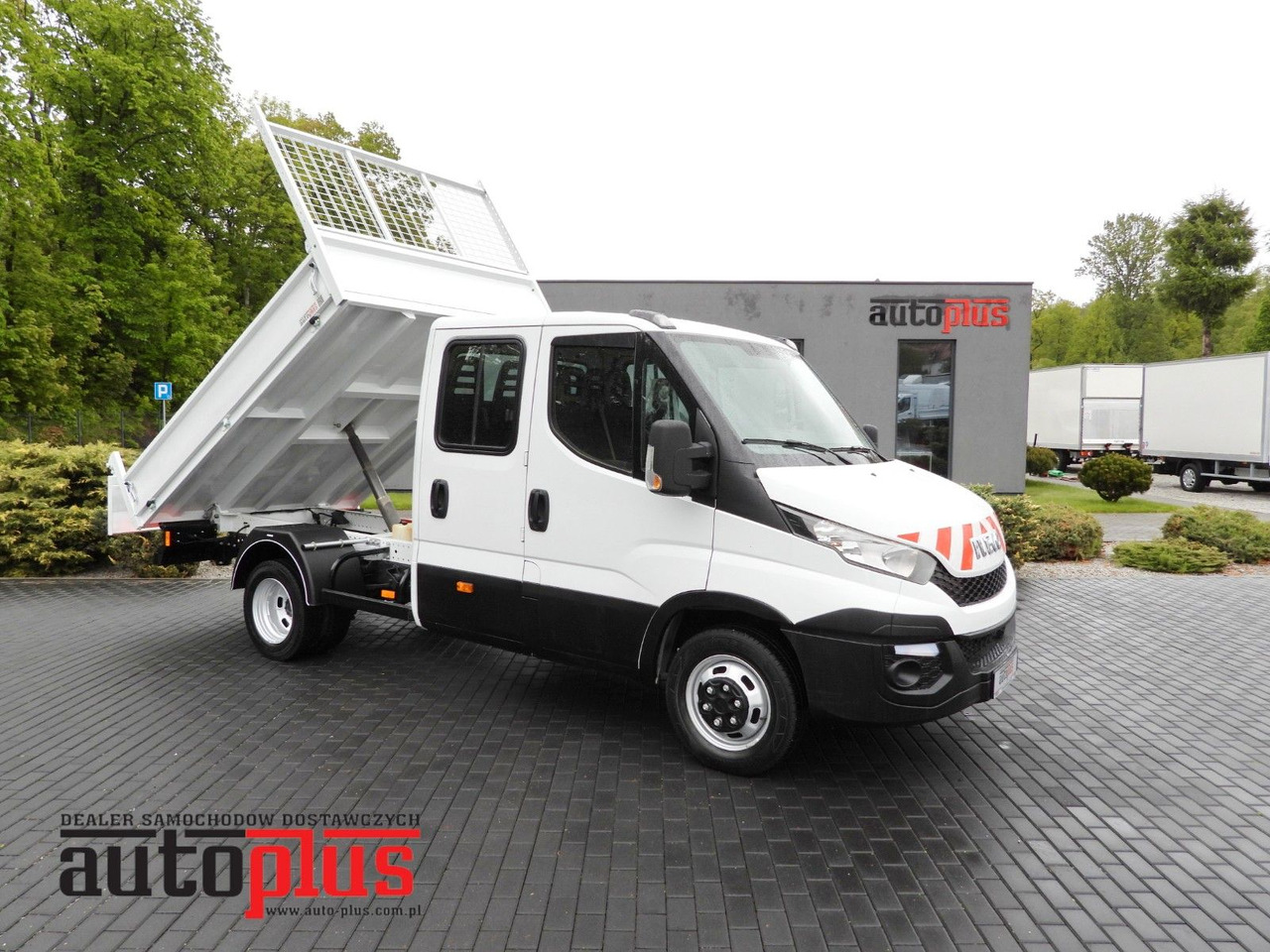 Iveco DAILY 35C13 KIPPER DOPPELKABINE DOKA 7 SITZE A/C - Kipper bestelwagen, Bestelwagen met dubbele cabine: afbeelding 1 Iveco DAILY 35C13 KIPPER DOPPELKABINE DOKA 7 SITZE A/C - Kipper bestelwagen, Bestelwagen met dubbele cabine: afbeelding 1