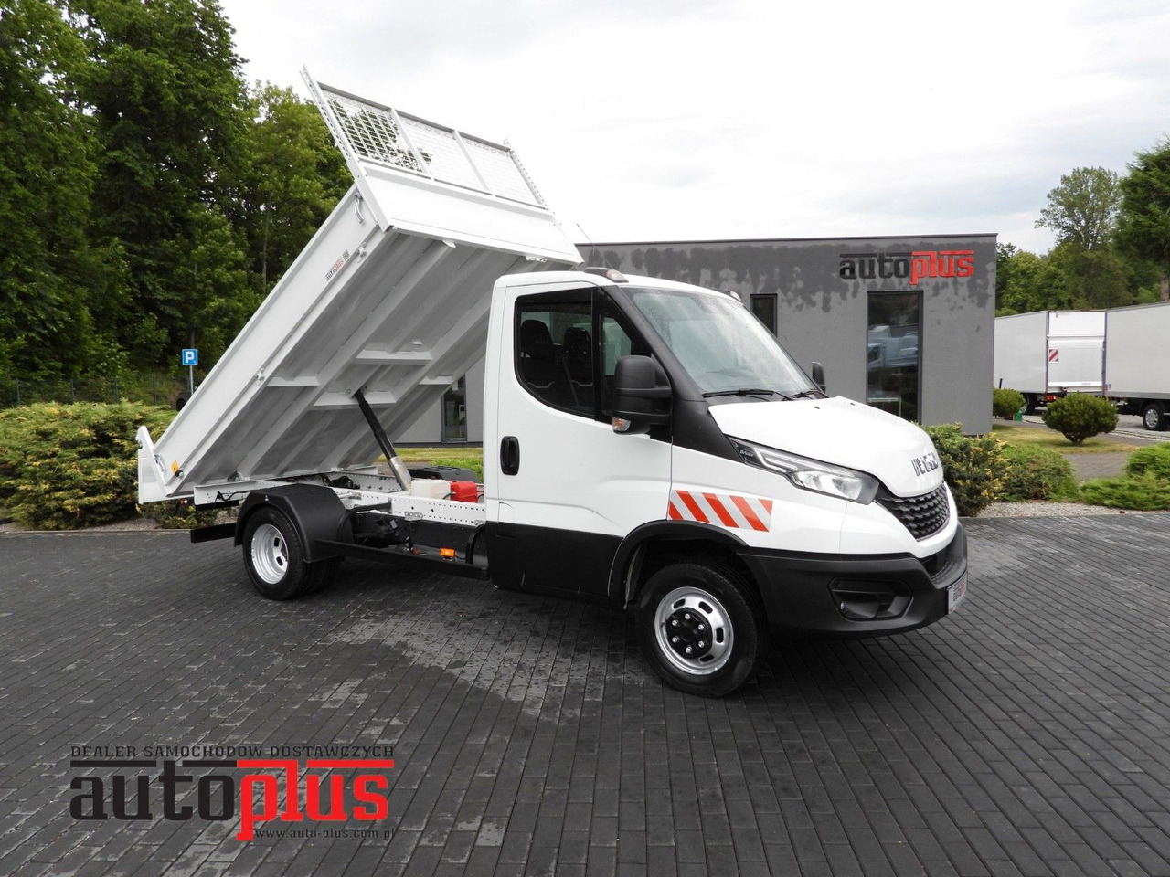 Iveco DAILY 35C21 KIPPER TEMPOMAT NAVIGATION LED - Kipper bestelwagen: afbeelding 1 Iveco DAILY 35C21 KIPPER TEMPOMAT NAVIGATION LED - Kipper bestelwagen: afbeelding 1