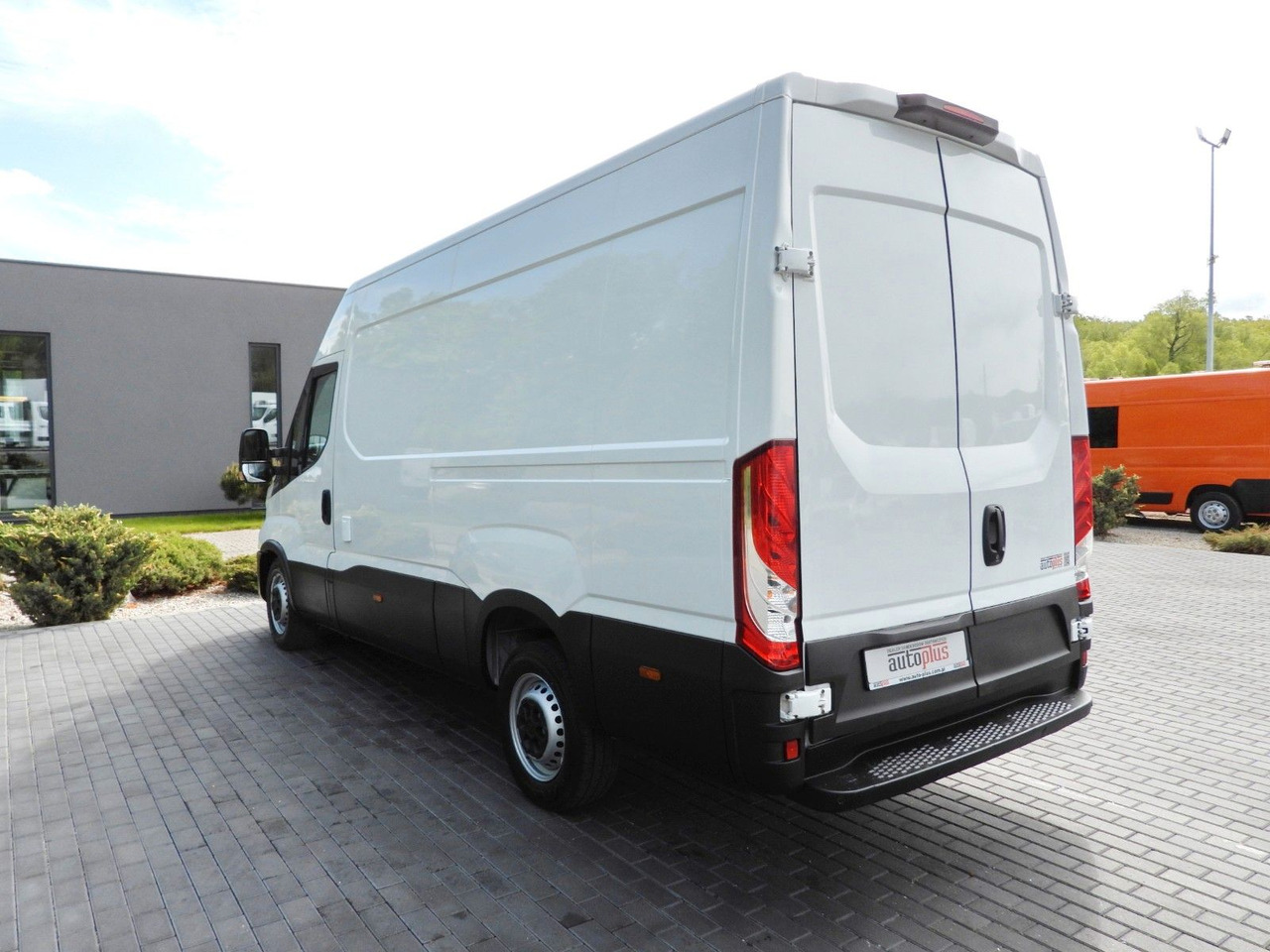 Koelwagen Iveco DAILY 35S14 KÜHLKASTENWAGEN-10*C TEMPOMAT: afbeelding 10