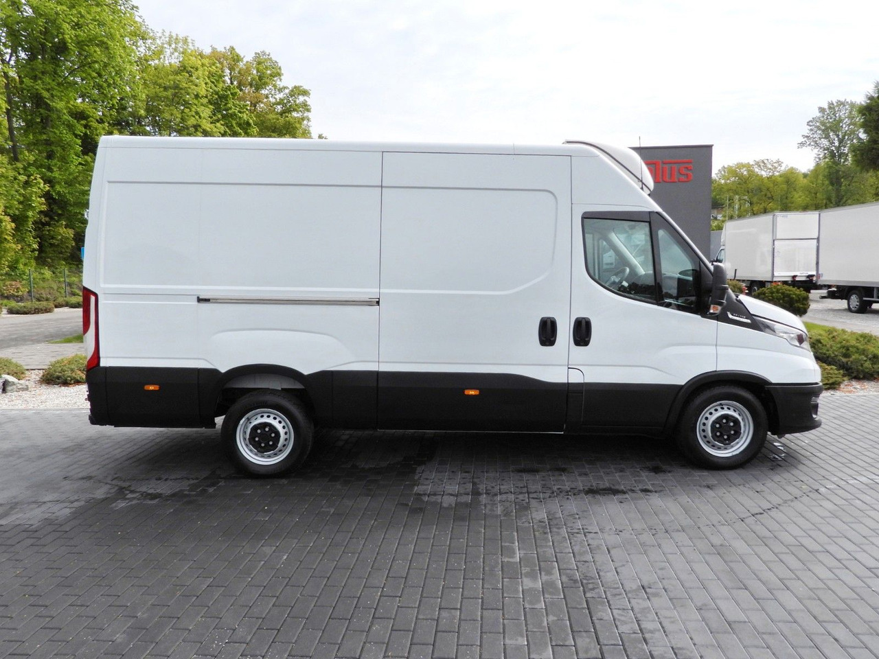 Koelwagen Iveco DAILY 35S14 KÜHLKASTENWAGEN-10*C TEMPOMAT: afbeelding 7