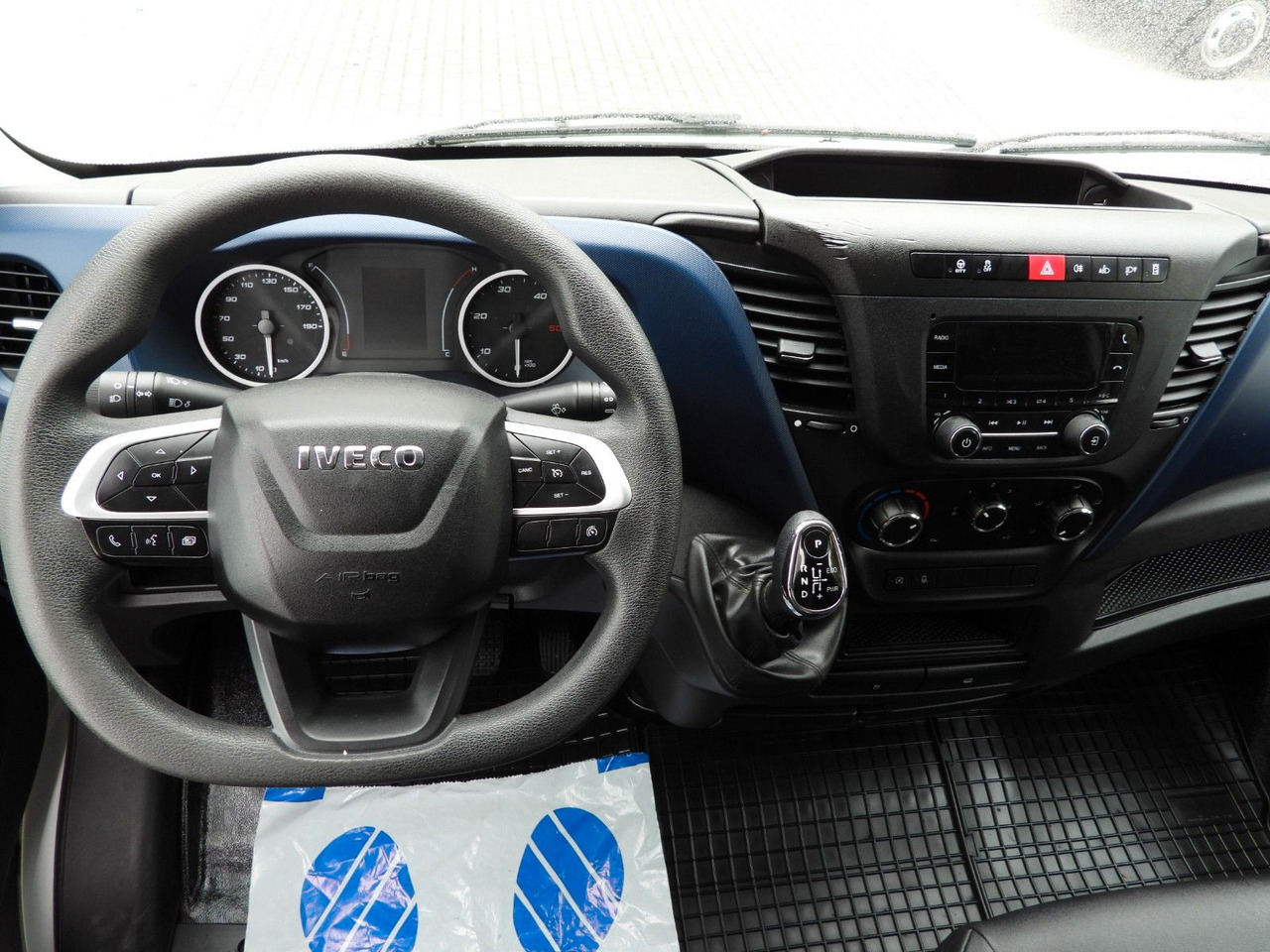 Koelwagen Iveco DAILY 35S14 KÜHLKASTENWAGEN-10*C TEMPOMAT: afbeelding 24
