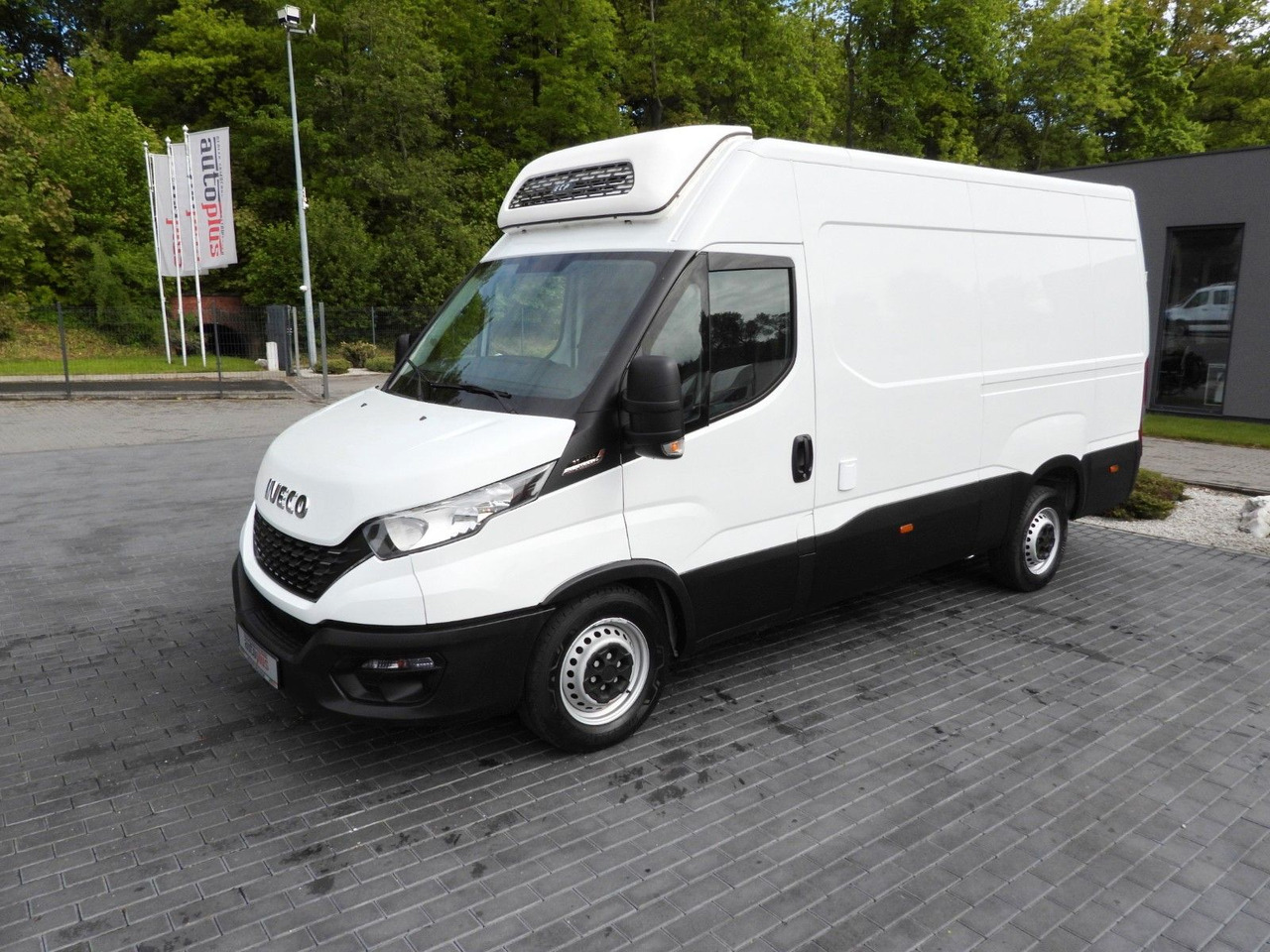 Koelwagen Iveco DAILY 35S14 KÜHLKASTENWAGEN-10*C TEMPOMAT: afbeelding 6