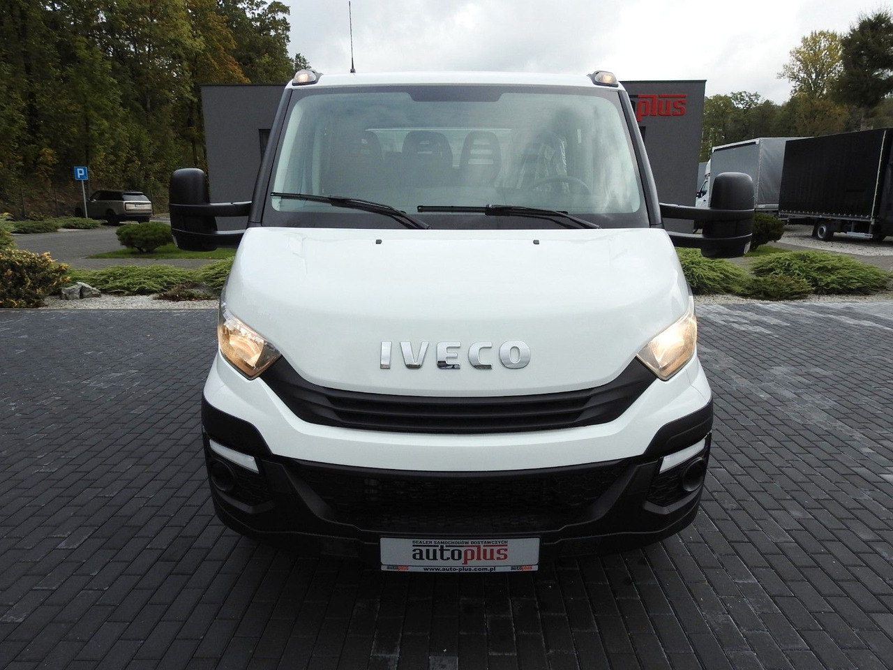 Iveco DAILY 35S15 PRITSCHE DOPPELKABINE DOKA 7 SITZE - Bestelwagen open laadbak, Bestelwagen met dubbele cabine: afbeelding 5 Iveco DAILY 35S15 PRITSCHE DOPPELKABINE DOKA 7 SITZE - Bestelwagen open laadbak, Bestelwagen met dubbele cabine: afbeelding 5