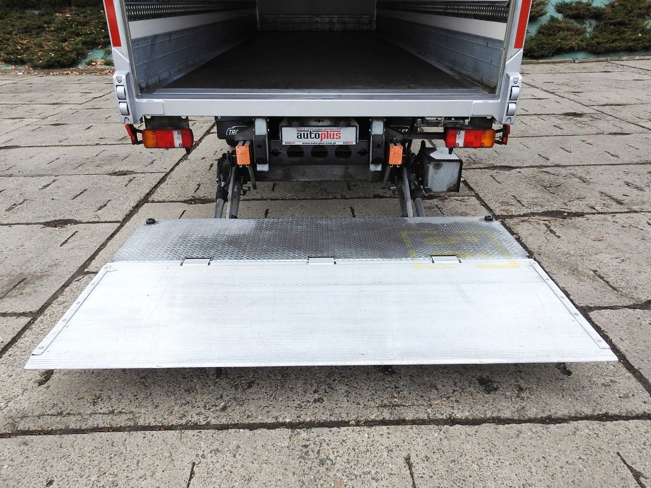 Bestelwagen gesloten laadbak MAN TGL 12.220 BOX LIFT 18 PALLETS CRUISE CONTROLAIR CONDITIONING PNEUMATICS AUTOMATIC TWIN WHEELS  220HP: afbeelding 13