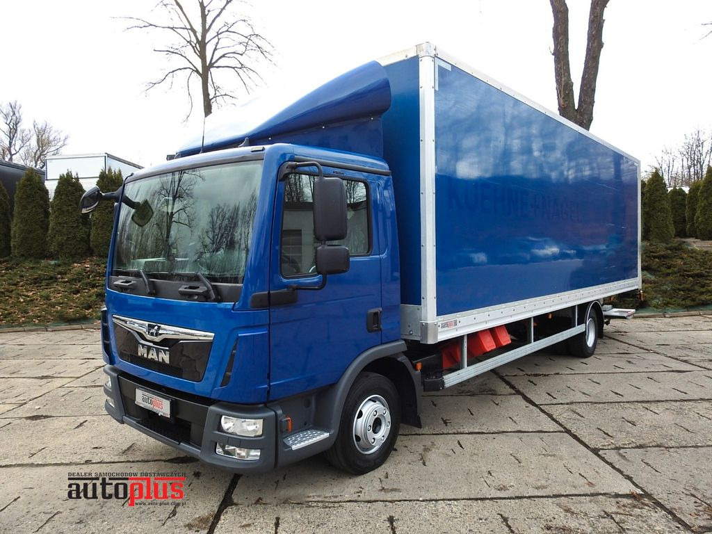 MAN TGL 12.220 KOFFER 18 PALETTEN ZWILLINGSRÄDER - Bakwagen: afbeelding 1 MAN TGL 12.220 KOFFER 18 PALETTEN ZWILLINGSRÄDER - Bakwagen: afbeelding 1