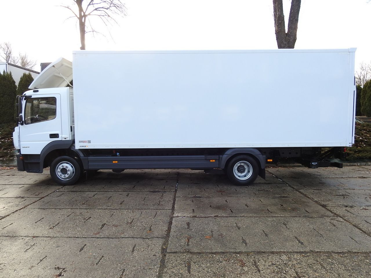 Bakwagen MERCEDES ATEGO 12.24 BOX LIFT 18 PALLETS CRUISE CONTROL AUTOMATIC TRANSMISSION  TWIN WHEELS AIR CONDITIONING  240HP: afbeelding 8