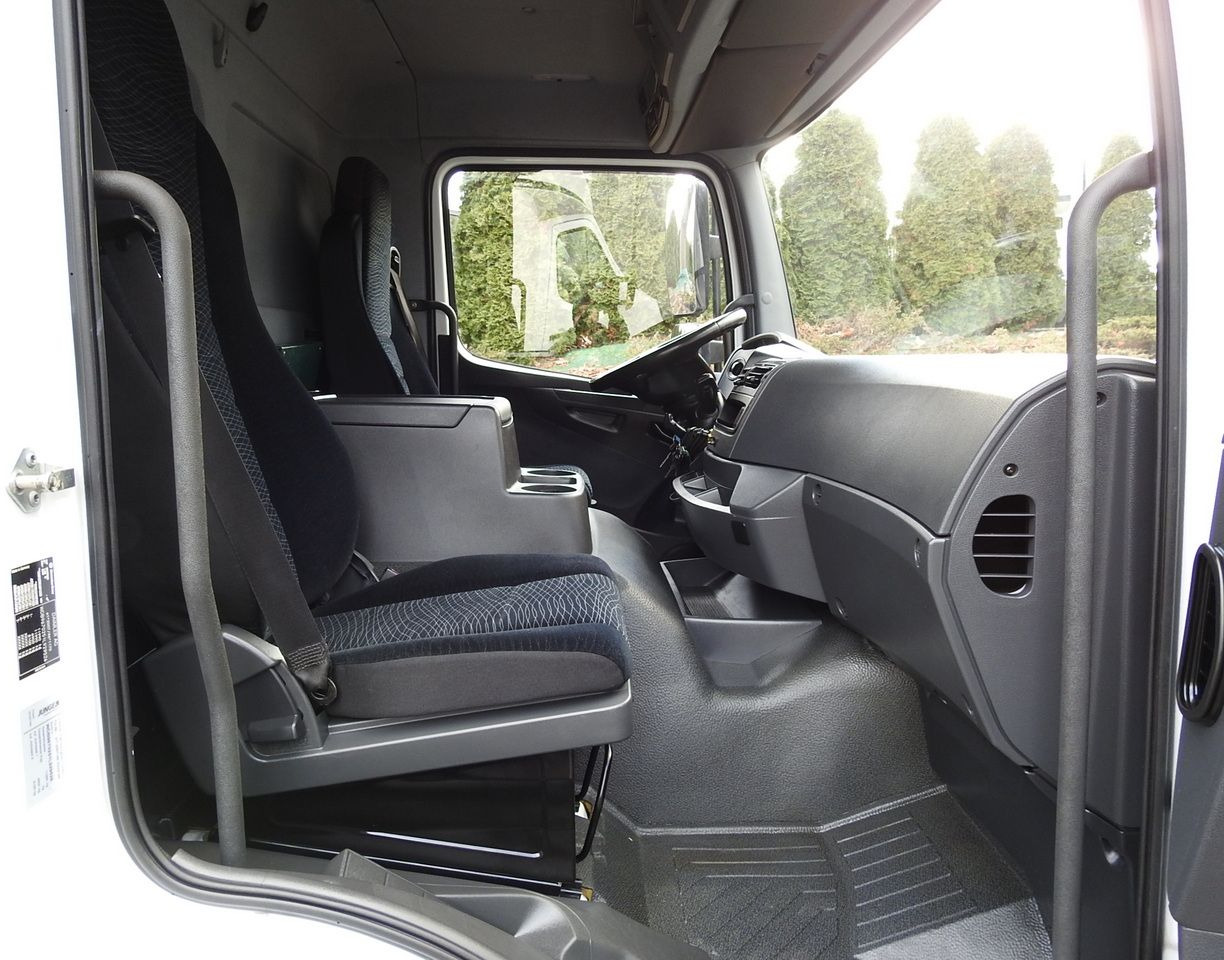 Bakwagen MERCEDES ATEGO 12.24 BOX LIFT 18 PALLETS CRUISE CONTROL AUTOMATIC TRANSMISSION  TWIN WHEELS AIR CONDITIONING  240HP: afbeelding 46