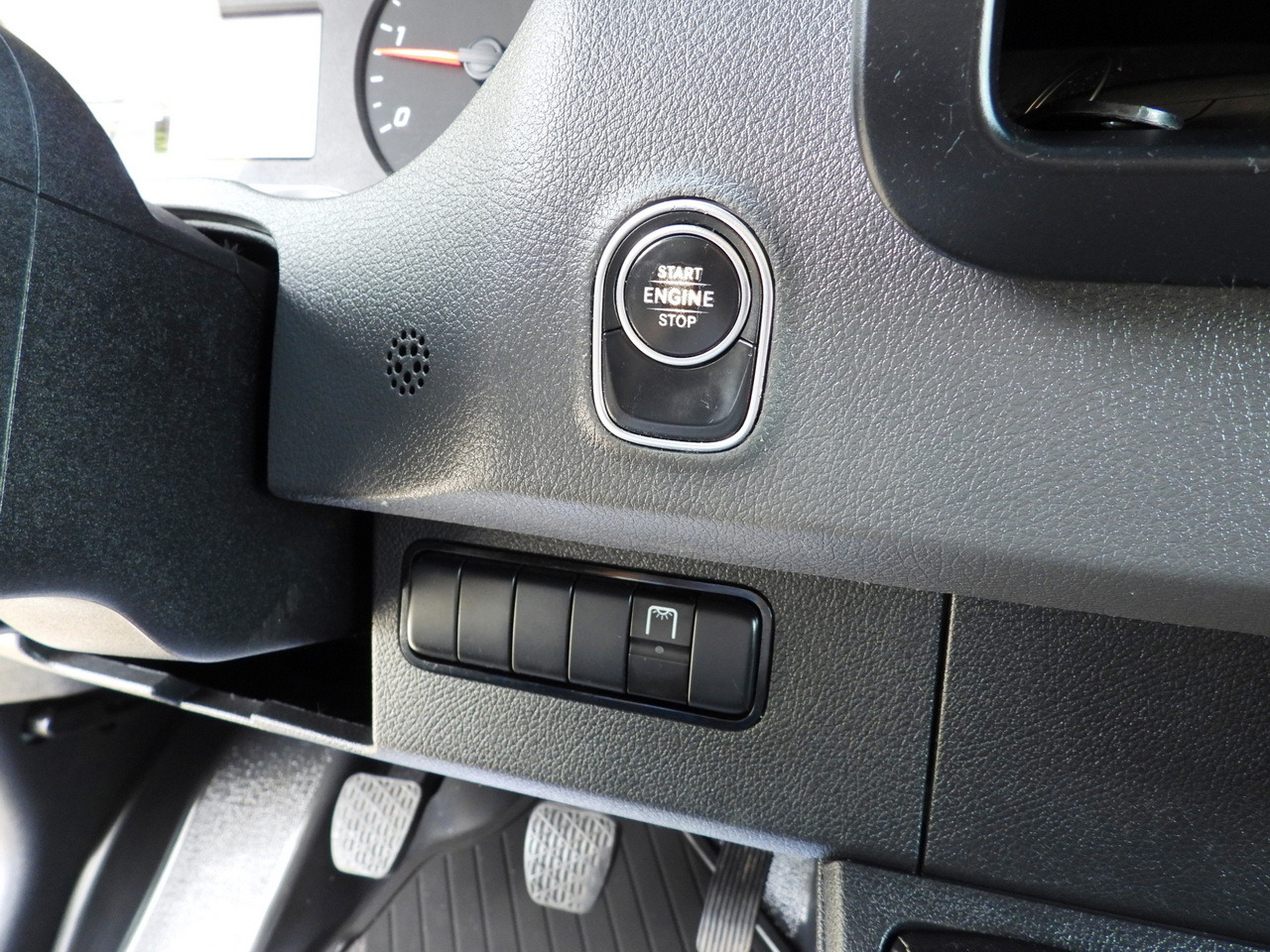 Koelwagen MERCEDES SPRINTER 316 REGRIGERATOR BOX 0*C LIFT 8 PALLETS CRUISE CONTROL PNEUMATICS AIR CONDITIONING  160HP: afbeelding 36 Koelwagen MERCEDES SPRINTER 316 REGRIGERATOR BOX 0*C LIFT 8 PALLETS CRUISE CONTROL PNEUMATICS AIR CONDITIONING  160HP: afbeelding 36