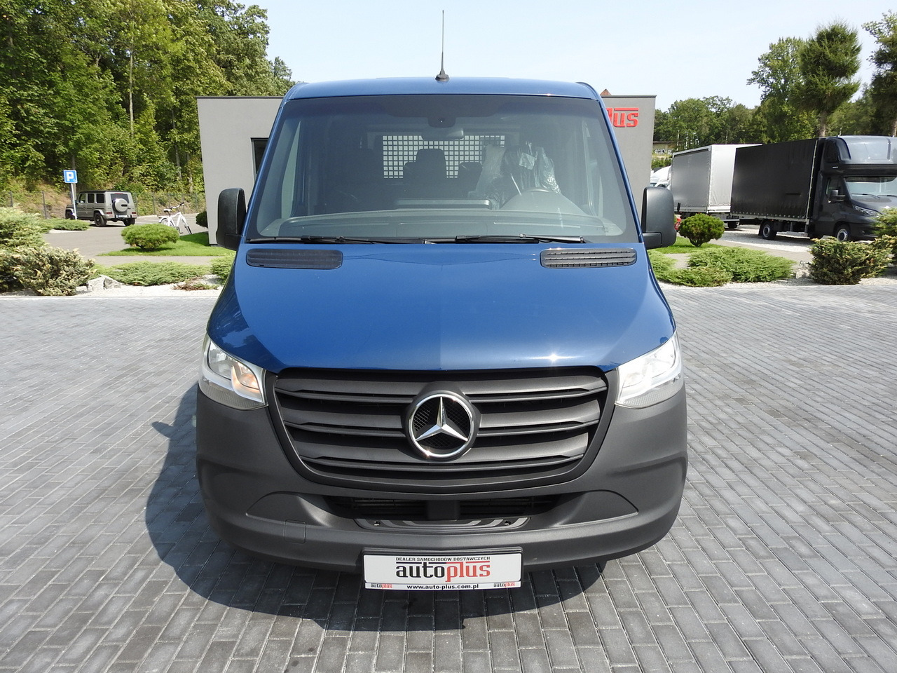 MERCEDES SPRINTER 316 STAKE BODY DOUBLE CABIN DOKA 7 SEATS AIR CONDITIONING 160HP - Bestelwagen met dubbele cabine: afbeelding 5 MERCEDES SPRINTER 316 STAKE BODY DOUBLE CABIN DOKA 7 SEATS AIR CONDITIONING 160HP - Bestelwagen met dubbele cabine: afbeelding 5