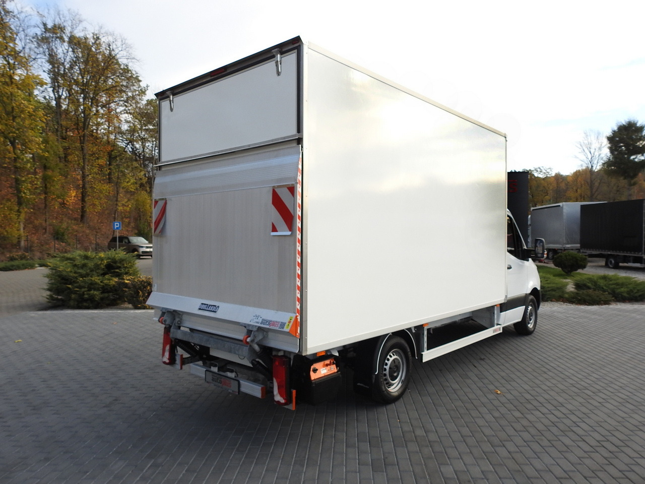MERCEDES SPRINTER BOX LIFT 8 PALLETS AIR CONDITIONING  150HP - Koelwagen: afbeelding 3 MERCEDES SPRINTER BOX LIFT 8 PALLETS AIR CONDITIONING  150HP - Koelwagen: afbeelding 3