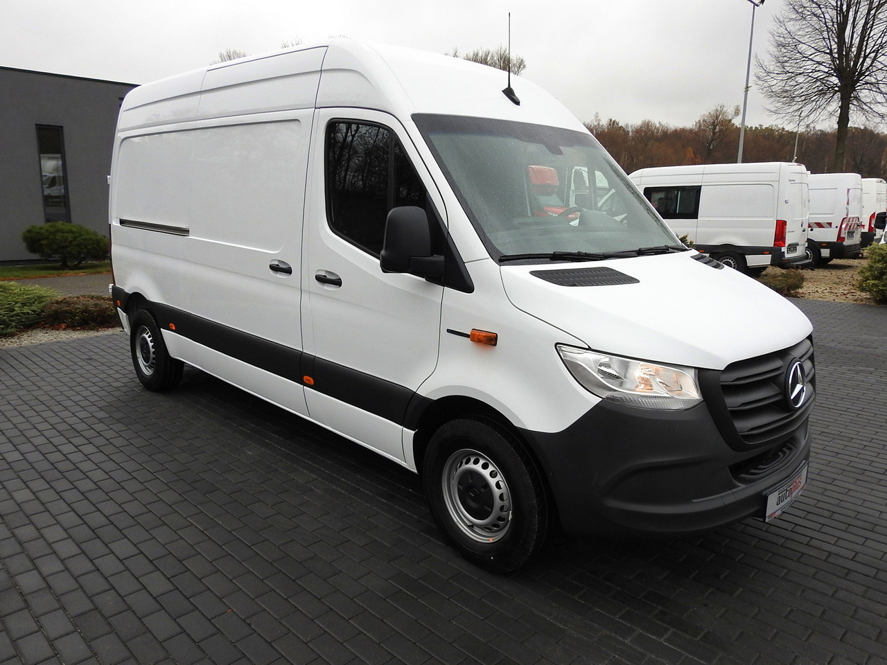 MERCEDES eSprinter NEW ELECTRIC VAN AUTOMATIC TRANSMISSION  GUARANTEE  95HP - Gesloten bestelwagen, Elektrische bedrijfswagen: afbeelding 4 MERCEDES eSprinter NEW ELECTRIC VAN AUTOMATIC TRANSMISSION  GUARANTEE  95HP - Gesloten bestelwagen, Elektrische bedrijfswagen: afbeelding 4
