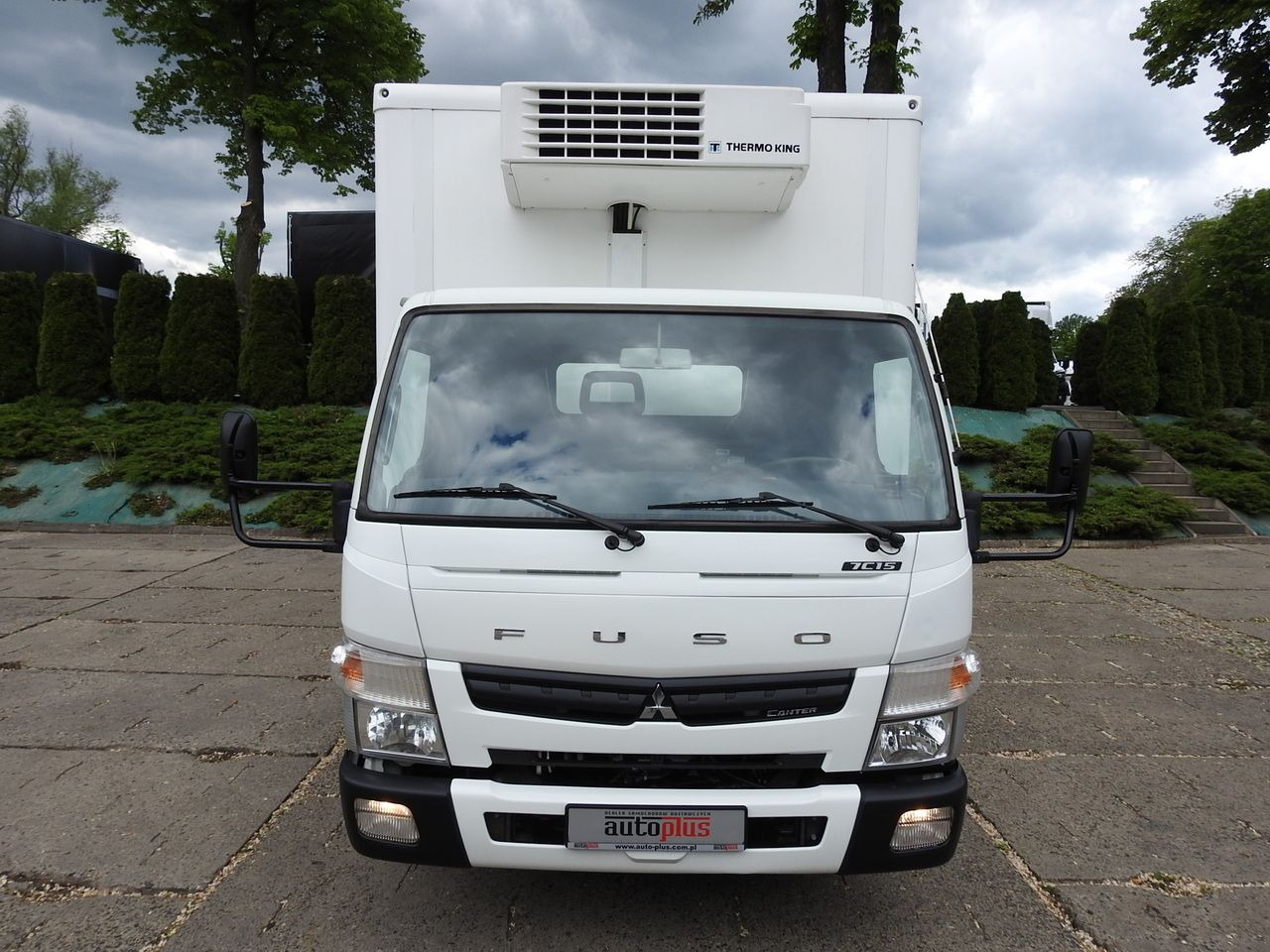 MITSUBISHI CANTER FUSO 7C15 REGRIGERATOR BOX -4*C LIFT POWER SUPPLY 230V AIR CONDITIONING AUTOMATIC TRANSMISSION 150HP - Koelwagen vrachtwagen: afbeelding 5 MITSUBISHI CANTER FUSO 7C15 REGRIGERATOR BOX -4*C LIFT POWER SUPPLY 230V AIR CONDITIONING AUTOMATIC TRANSMISSION 150HP - Koelwagen vrachtwagen: afbeelding 5
