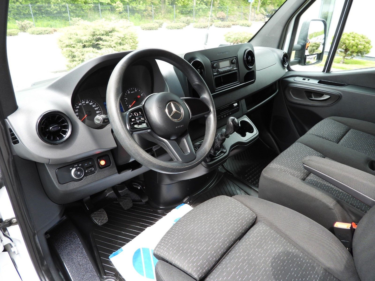 Mercedes-Benz SPRINTER 316 PRITSCHE PLANE AUFZUG 8 PALETTEN - Schuifzeilen bestelwagen, Bestelwagen met dubbele cabine: afbeelding 2 Mercedes-Benz SPRINTER 316 PRITSCHE PLANE AUFZUG 8 PALETTEN - Schuifzeilen bestelwagen, Bestelwagen met dubbele cabine: afbeelding 2