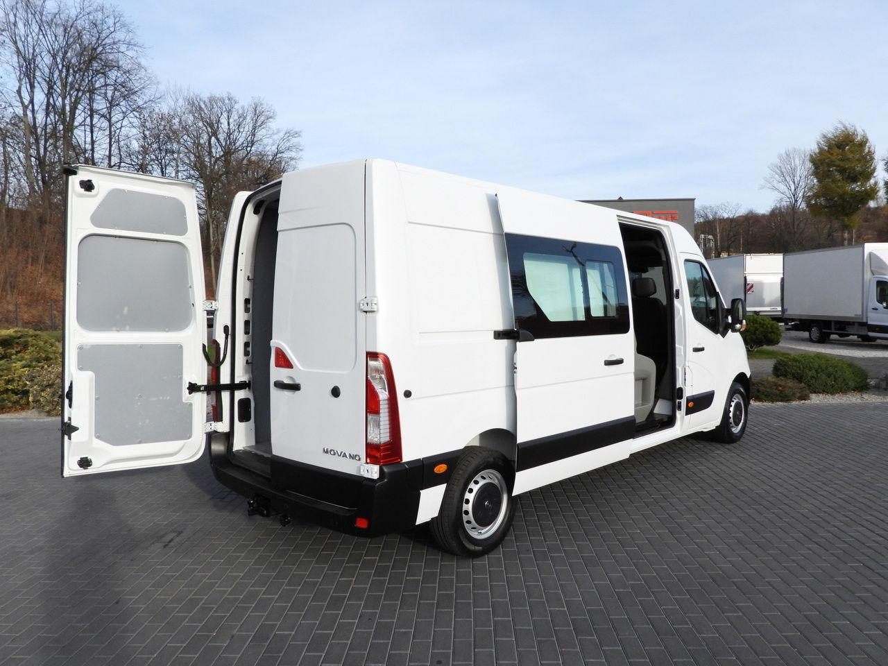 OPEL MOVANO BOX DELIVERY VAN 7 SEATS LED LIGHTS 135HP - Gesloten bestelwagen: afbeelding 3 OPEL MOVANO BOX DELIVERY VAN 7 SEATS LED LIGHTS 135HP - Gesloten bestelwagen: afbeelding 3