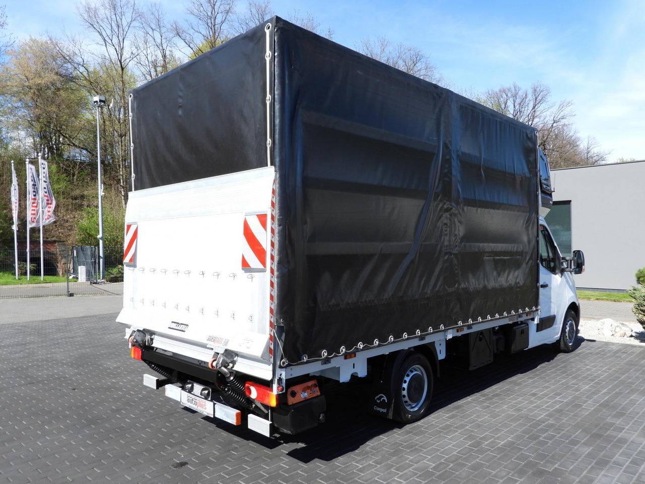 OPEL MOVANO  TARPAULIN LIFT 9 PALLETS WEBASTO CRUISE CONTROL LED LIGHTS PNEUMATICS AIR CONDITIONING  165HP - Schuifzeilen bestelwagen: afbeelding 3 OPEL MOVANO  TARPAULIN LIFT 9 PALLETS WEBASTO CRUISE CONTROL LED LIGHTS PNEUMATICS AIR CONDITIONING  165HP - Schuifzeilen bestelwagen: afbeelding 3
