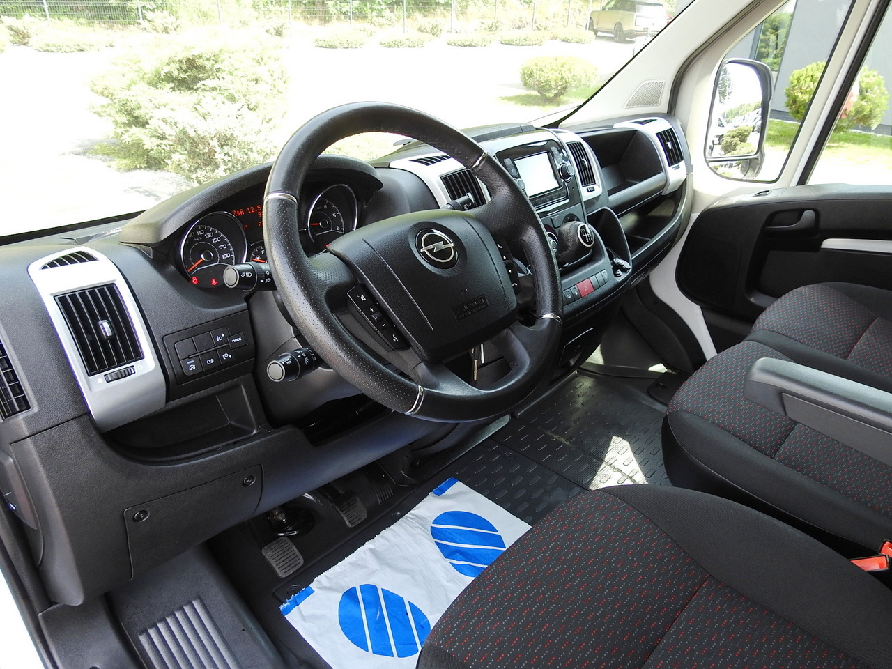 OPEL MOVANO VAN CRUISE CONTROL AIR CONDITIONING  140HP - Gesloten bestelwagen: afbeelding 2 OPEL MOVANO VAN CRUISE CONTROL AIR CONDITIONING  140HP - Gesloten bestelwagen: afbeelding 2