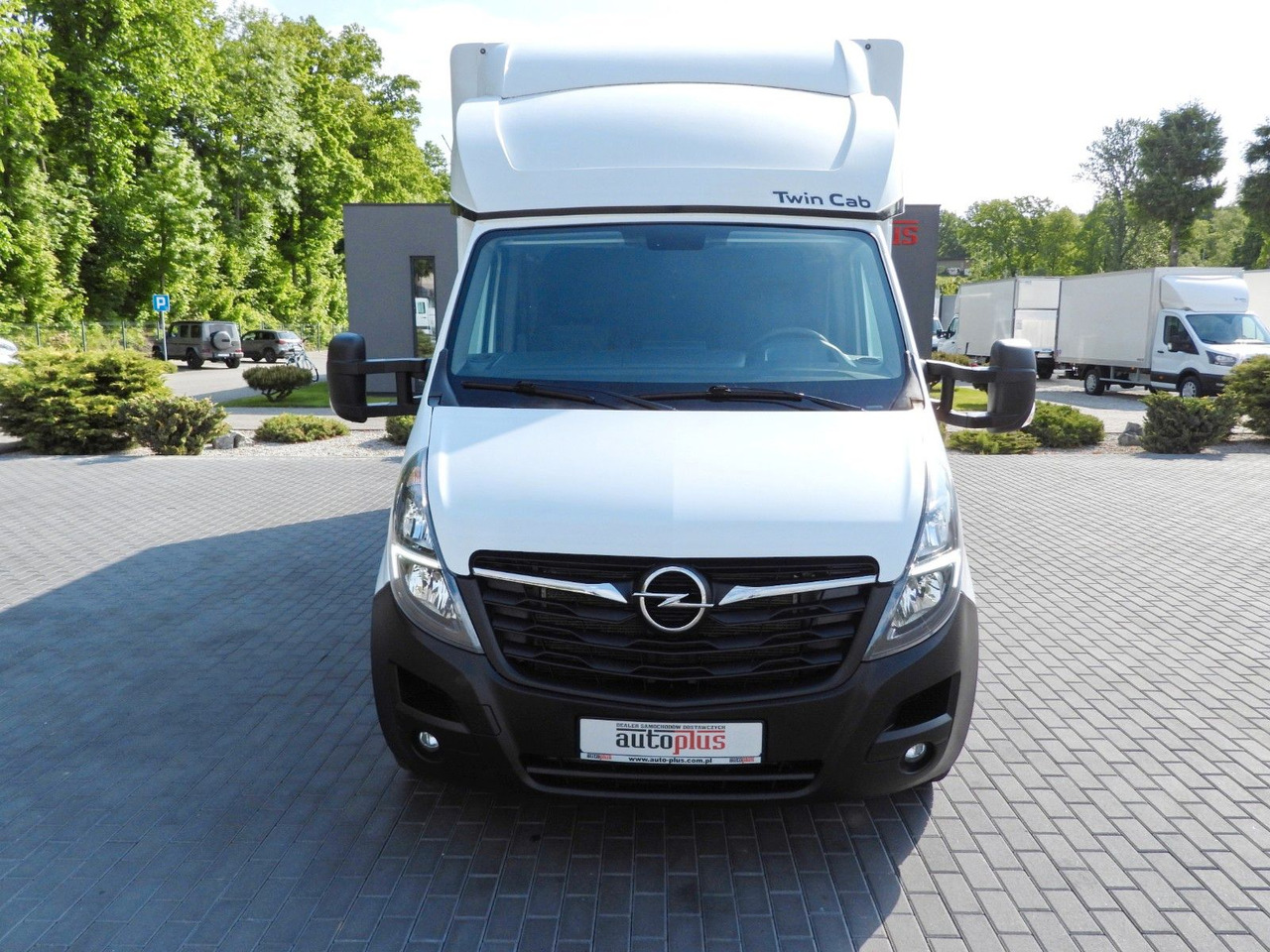 Opel MOVANO PRITSCHE PLANE 10 PALETTEN WEBASTO A/C Opel MOVANO PRITSCHE PLANE 10 PALETTEN WEBASTO A/C - Schuifzeilen bestelwagen, Bestelwagen met dubbele cabine: afbeelding 5 Opel MOVANO PRITSCHE PLANE 10 PALETTEN WEBASTO A/C Opel MOVANO PRITSCHE PLANE 10 PALETTEN WEBASTO A/C - Schuifzeilen bestelwagen, Bestelwagen met dubbele cabine: afbeelding 5