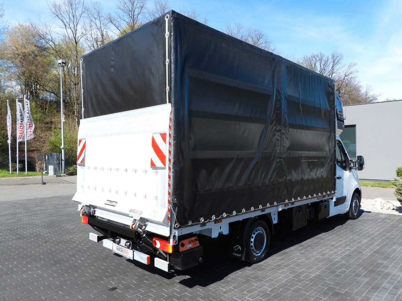 Opel MOVANO PRITSCHE PLANE AUFZUG 9 PALETTEN WEBASTO - Schuifzeilen bestelwagen: afbeelding 3 Opel MOVANO PRITSCHE PLANE AUFZUG 9 PALETTEN WEBASTO - Schuifzeilen bestelwagen: afbeelding 3