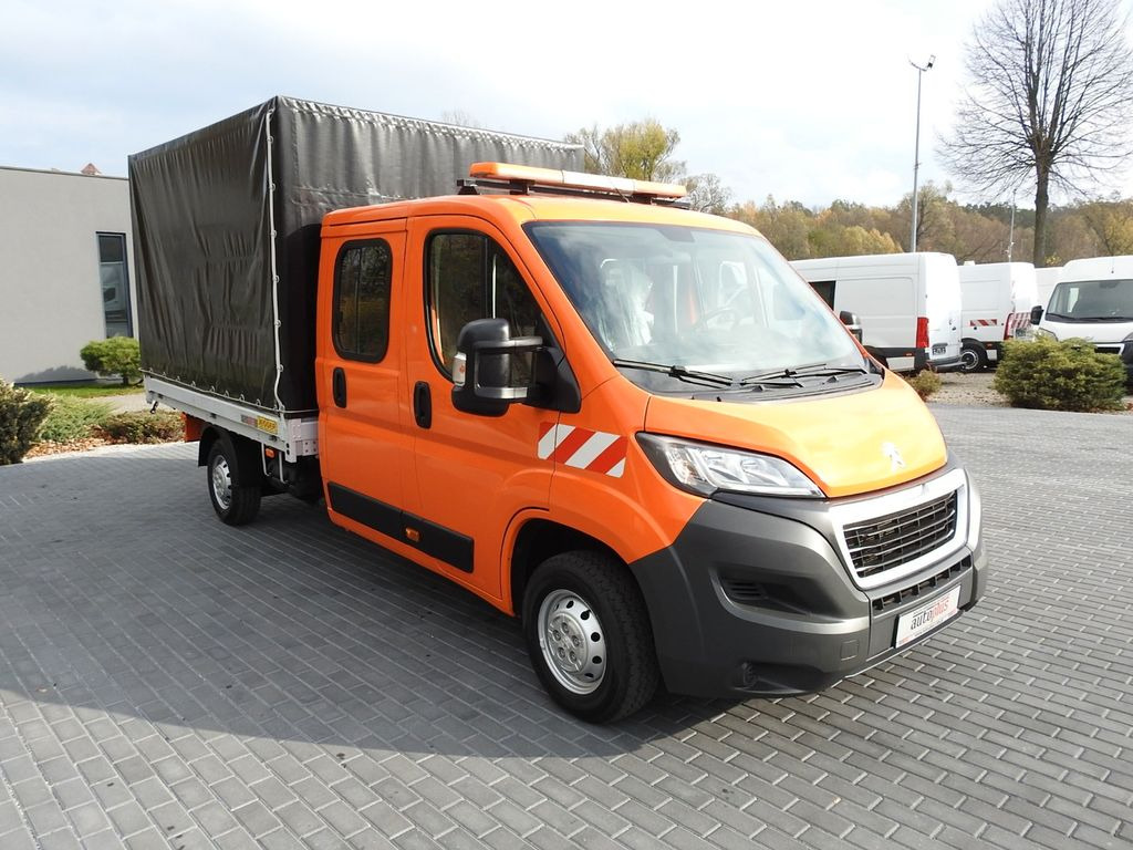 Peugeot BOXER PRITSCHE PLANE DOPPELKABINE DOKA 7 SITZE - Schuifzeilen bestelwagen, Bestelwagen met dubbele cabine: afbeelding 4 Peugeot BOXER PRITSCHE PLANE DOPPELKABINE DOKA 7 SITZE - Schuifzeilen bestelwagen, Bestelwagen met dubbele cabine: afbeelding 4