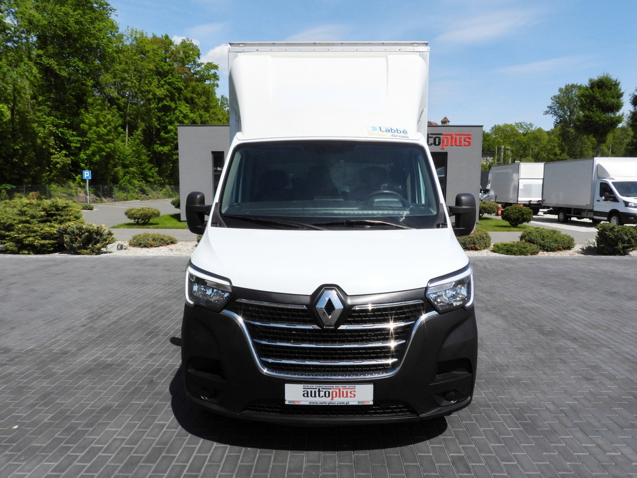 RENAULT MASTER  BOX LIFT 8 PALLETS CRUISE CONTROL NAVIGATION LED LIGHTS TWIN WHEELS AIR CONDITIONING  145HP - Koelwagen: afbeelding 5 RENAULT MASTER  BOX LIFT 8 PALLETS CRUISE CONTROL NAVIGATION LED LIGHTS TWIN WHEELS AIR CONDITIONING  145HP - Koelwagen: afbeelding 5