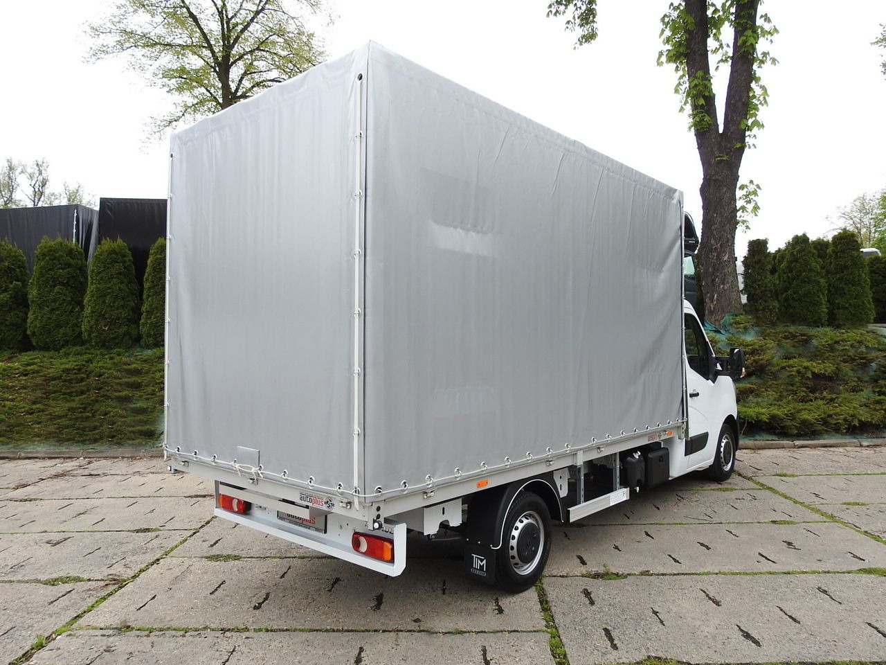 RENAULT MASTER NEW TARPAULIN 8 PALLETS CRUISE CONTROL LED LIGHTS AIR CONDITIONING 165HP - Schuifzeilen bestelwagen: afbeelding 3 RENAULT MASTER NEW TARPAULIN 8 PALLETS CRUISE CONTROL LED LIGHTS AIR CONDITIONING 165HP - Schuifzeilen bestelwagen: afbeelding 3