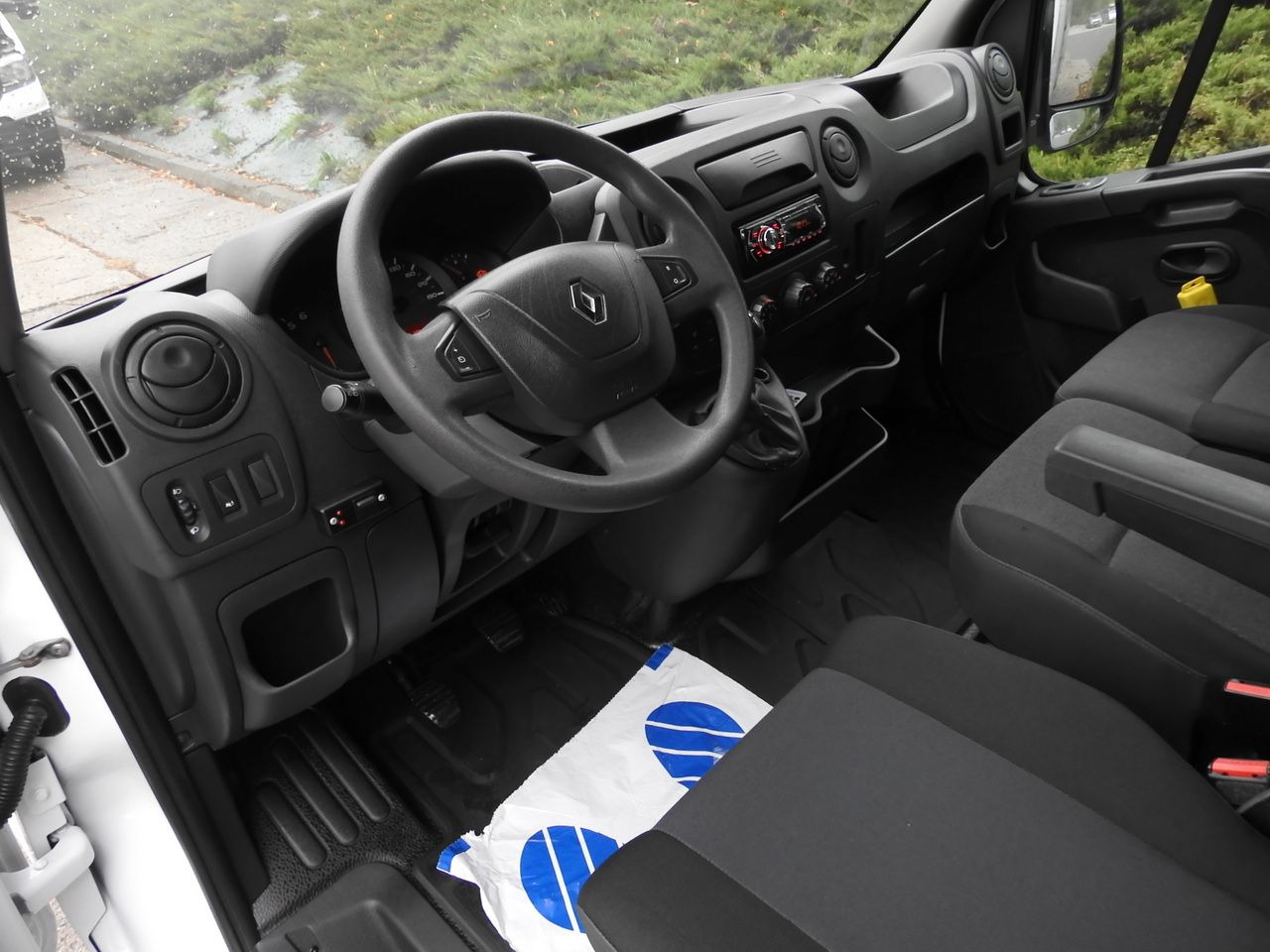 RENAULT MASTER - Schuifzeilen bestelwagen: afbeelding 2 RENAULT MASTER - Schuifzeilen bestelwagen: afbeelding 2