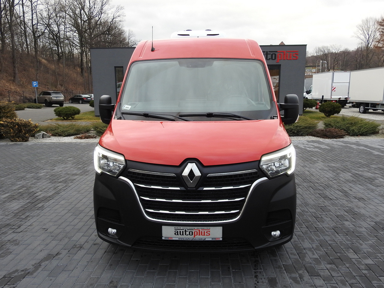 RENAULT MASTER REFRIGERATOR VAN 1*C CRUISE CONTROL AIR CONDITIONING LED LIGHTS 135HP - Koelwagen: afbeelding 5 RENAULT MASTER REFRIGERATOR VAN 1*C CRUISE CONTROL AIR CONDITIONING LED LIGHTS 135HP - Koelwagen: afbeelding 5