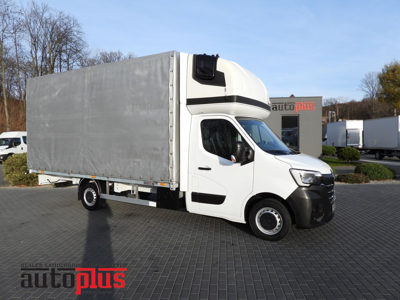 RENAULT MASTER TARPAULIN 10 PALLETS WEBASTO CRUISE CONTROL LED LIGHTS PNEUMATICS AIR CONDITIONING 165HP - Schuifzeilen bestelwagen: afbeelding 1 RENAULT MASTER TARPAULIN 10 PALLETS WEBASTO CRUISE CONTROL LED LIGHTS PNEUMATICS AIR CONDITIONING 165HP - Schuifzeilen bestelwagen: afbeelding 1