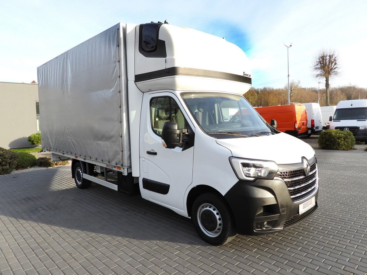 RENAULT MASTER TARPAULIN 10 PALLETS WEBASTO CRUISE CONTROL LED LIGHTS PNEUMATICS AIR CONDITIONING 165HP - Schuifzeilen bestelwagen: afbeelding 4 RENAULT MASTER TARPAULIN 10 PALLETS WEBASTO CRUISE CONTROL LED LIGHTS PNEUMATICS AIR CONDITIONING 165HP - Schuifzeilen bestelwagen: afbeelding 4