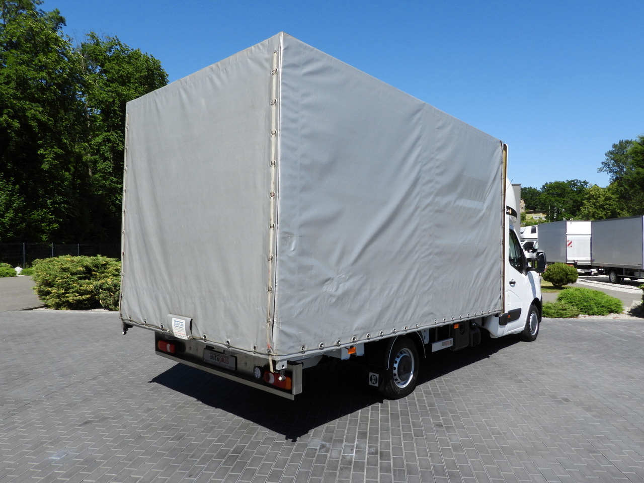 RENAULT MASTER TARPAULIN 10 PALLETS WEBASTO CRUISE CONTROL LED LIGHTS PNEUMATICS AIR CONDITIONING 165HP - Schuifzeilen bestelwagen: afbeelding 3 RENAULT MASTER TARPAULIN 10 PALLETS WEBASTO CRUISE CONTROL LED LIGHTS PNEUMATICS AIR CONDITIONING 165HP - Schuifzeilen bestelwagen: afbeelding 3