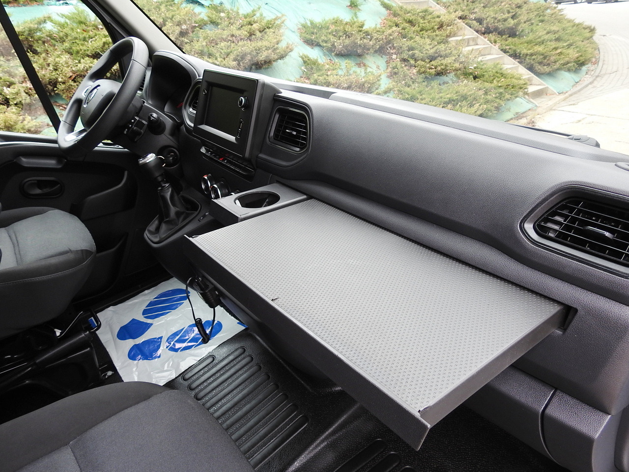 Schuifzeilen bestelwagen RENAULT MASTER TARPAULIN 10 PALLETS WEBASTO CRUISE CONTROL NAVIGATION AIR CONDITIONING LED LIGHTS PNEUMATICS 165HP: afbeelding 41 Schuifzeilen bestelwagen RENAULT MASTER TARPAULIN 10 PALLETS WEBASTO CRUISE CONTROL NAVIGATION AIR CONDITIONING LED LIGHTS PNEUMATICS 165HP: afbeelding 41