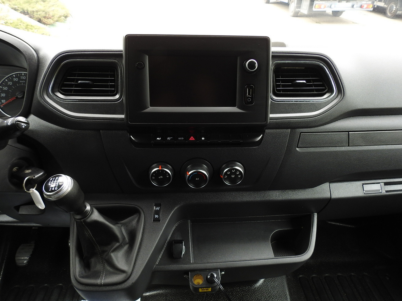 Schuifzeilen bestelwagen RENAULT MASTER TARPAULIN 10 PALLETS WEBASTO CRUISE CONTROL NAVIGATION AIR CONDITIONING LED LIGHTS PNEUMATICS 165HP: afbeelding 36 Schuifzeilen bestelwagen RENAULT MASTER TARPAULIN 10 PALLETS WEBASTO CRUISE CONTROL NAVIGATION AIR CONDITIONING LED LIGHTS PNEUMATICS 165HP: afbeelding 36